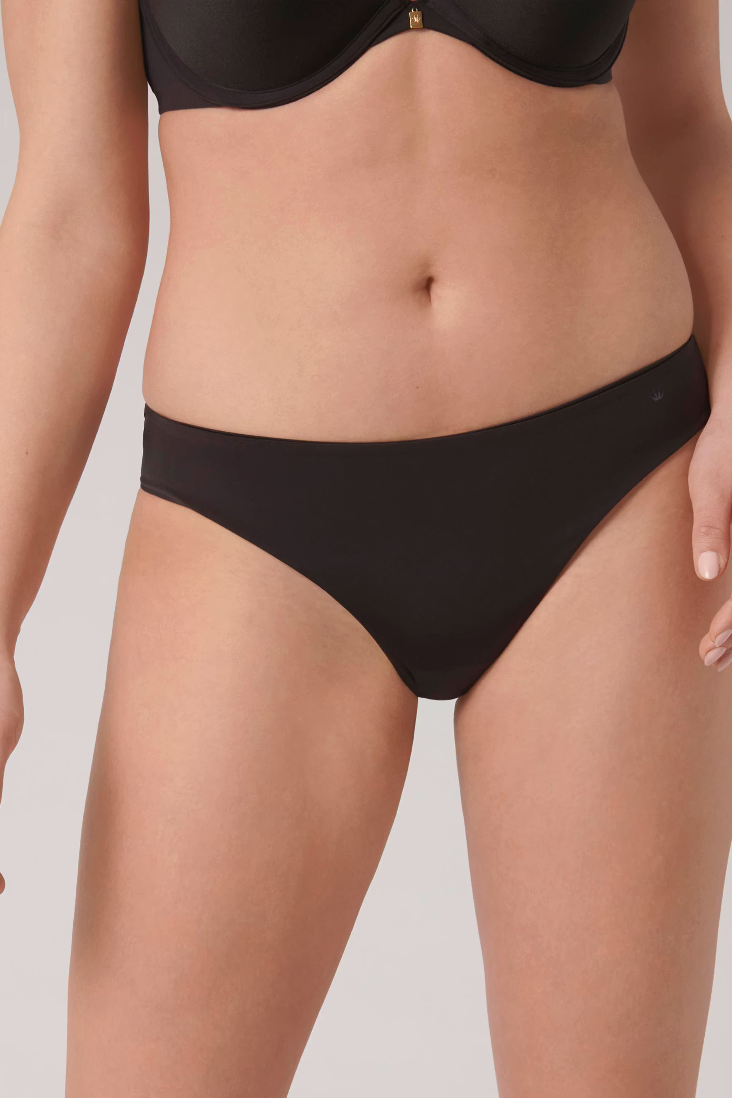 BodyMake-Up Panties LOOKBOOK FRONT 40500120-T0004