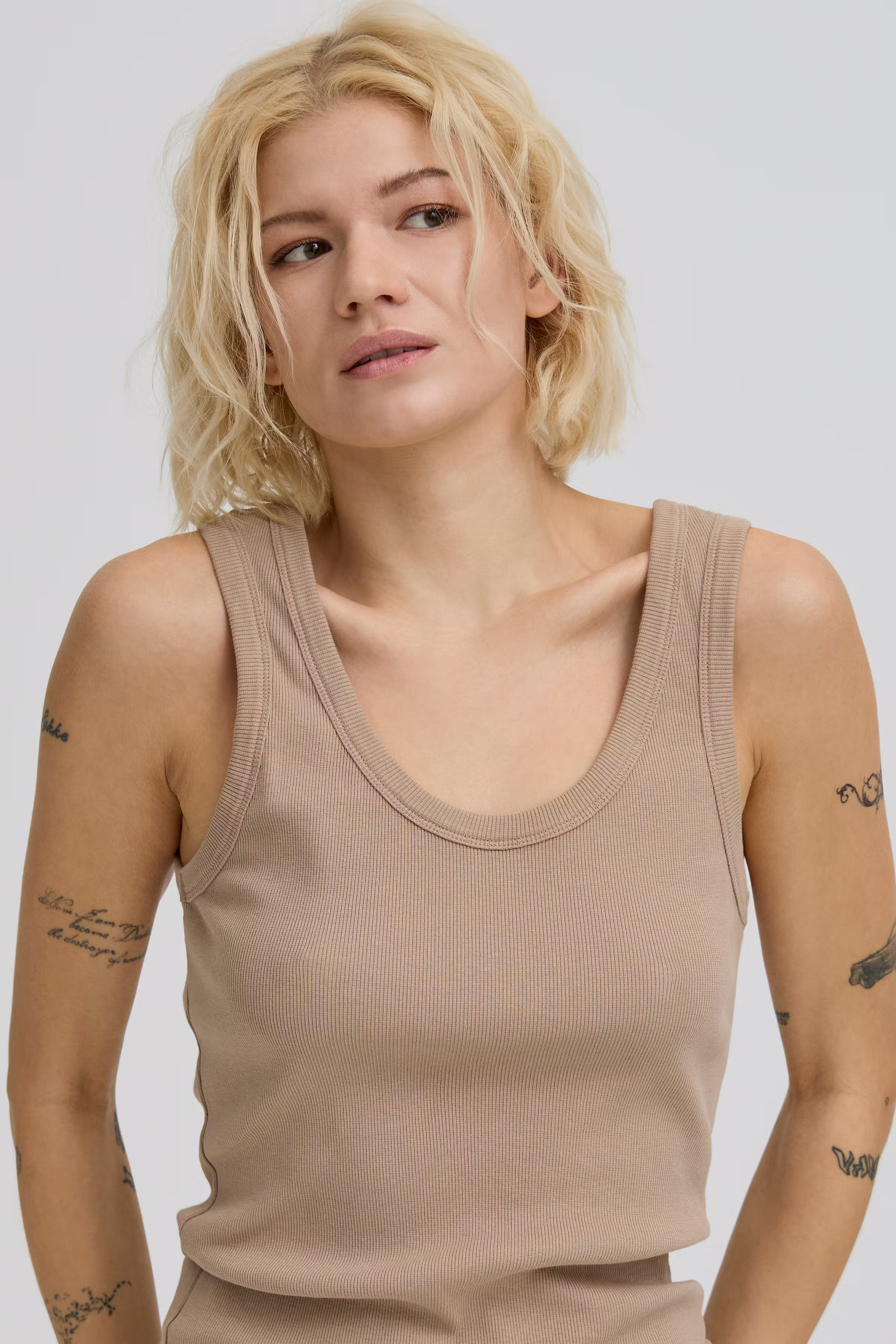 BAALTOBELLI Top LOOKBOOK DETAIL 50405330-171109