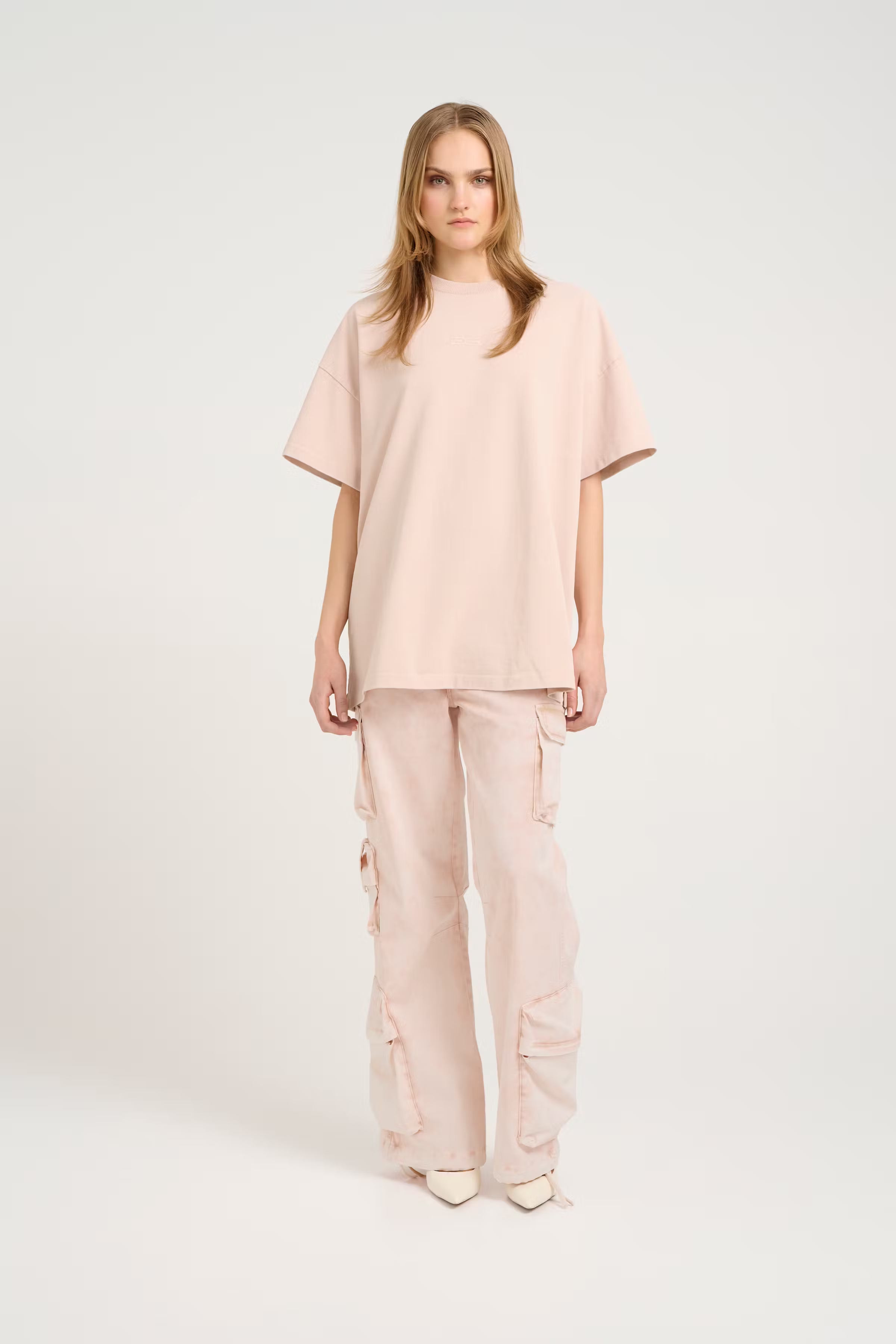 NinniaGZ Hose LOOKBOOK FRONT 10909843-106903