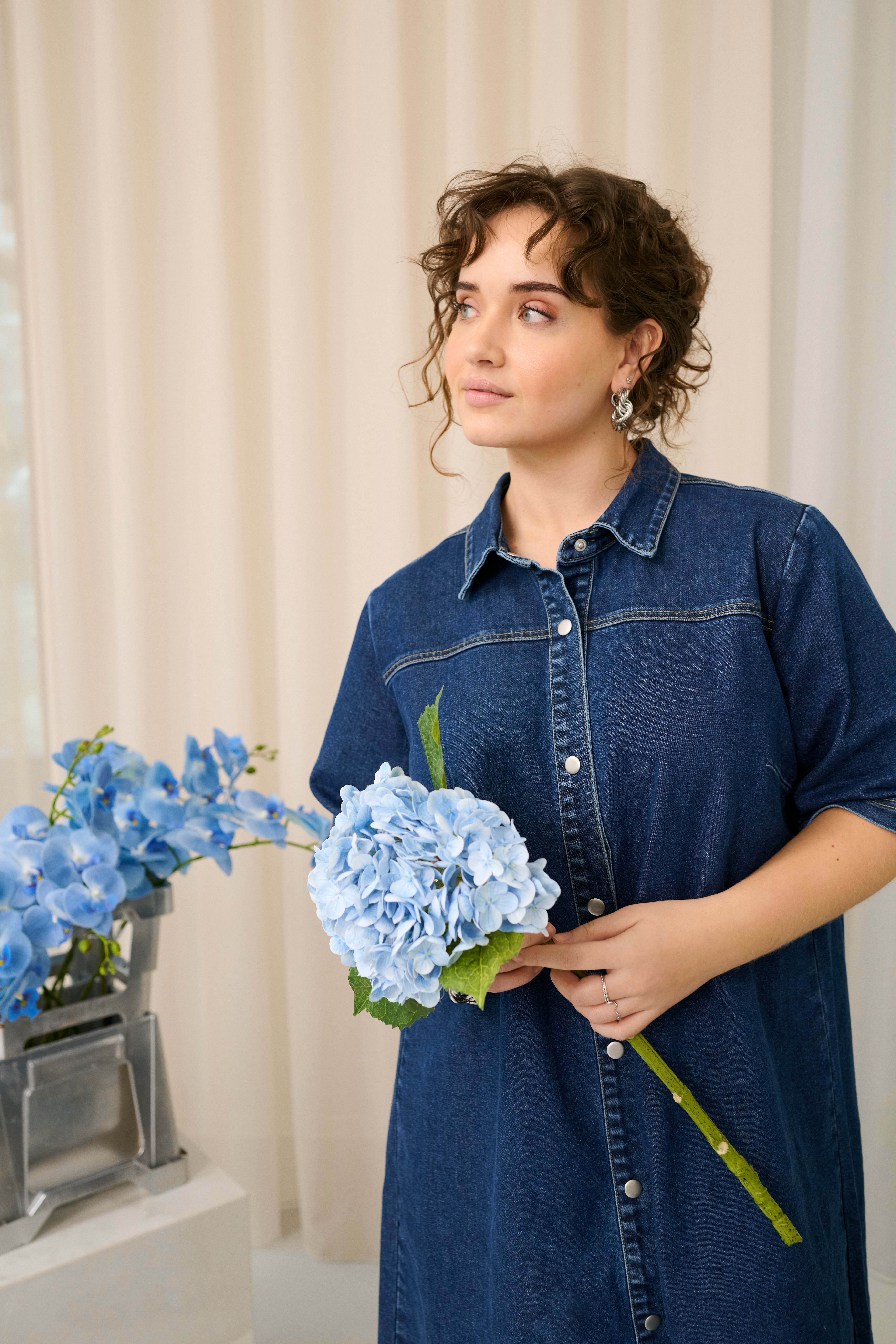 KCsandria Denim Dress LOCATION NONE 10583533-102272