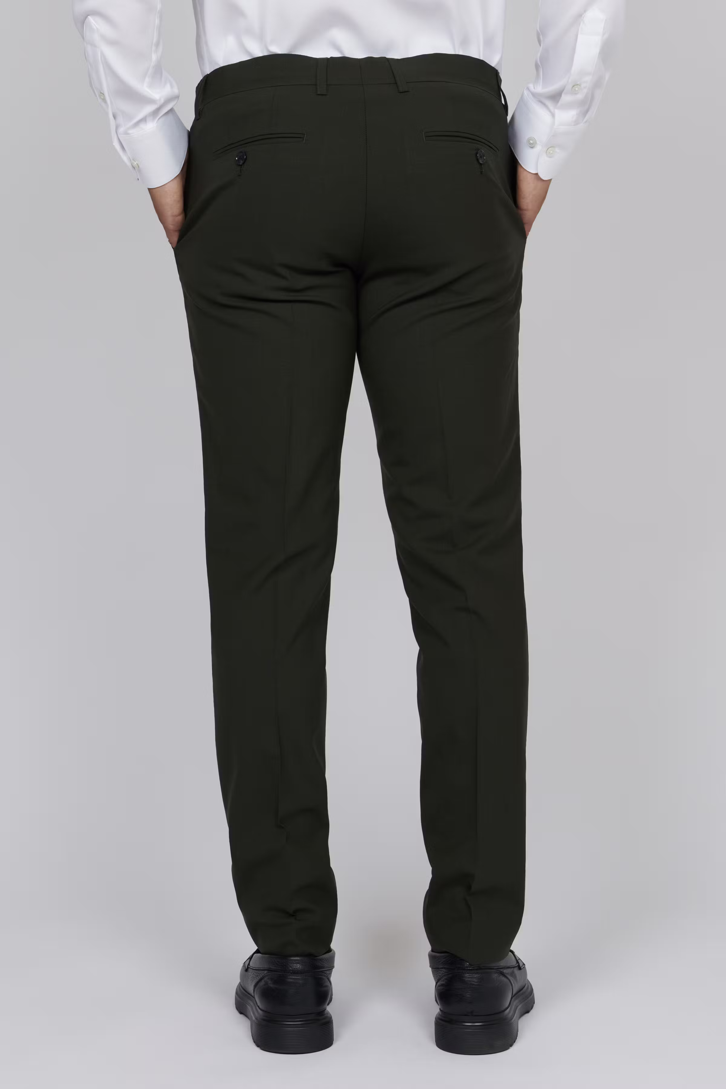 MAlas Hose LOOKBOOK BACK 30206909-190509