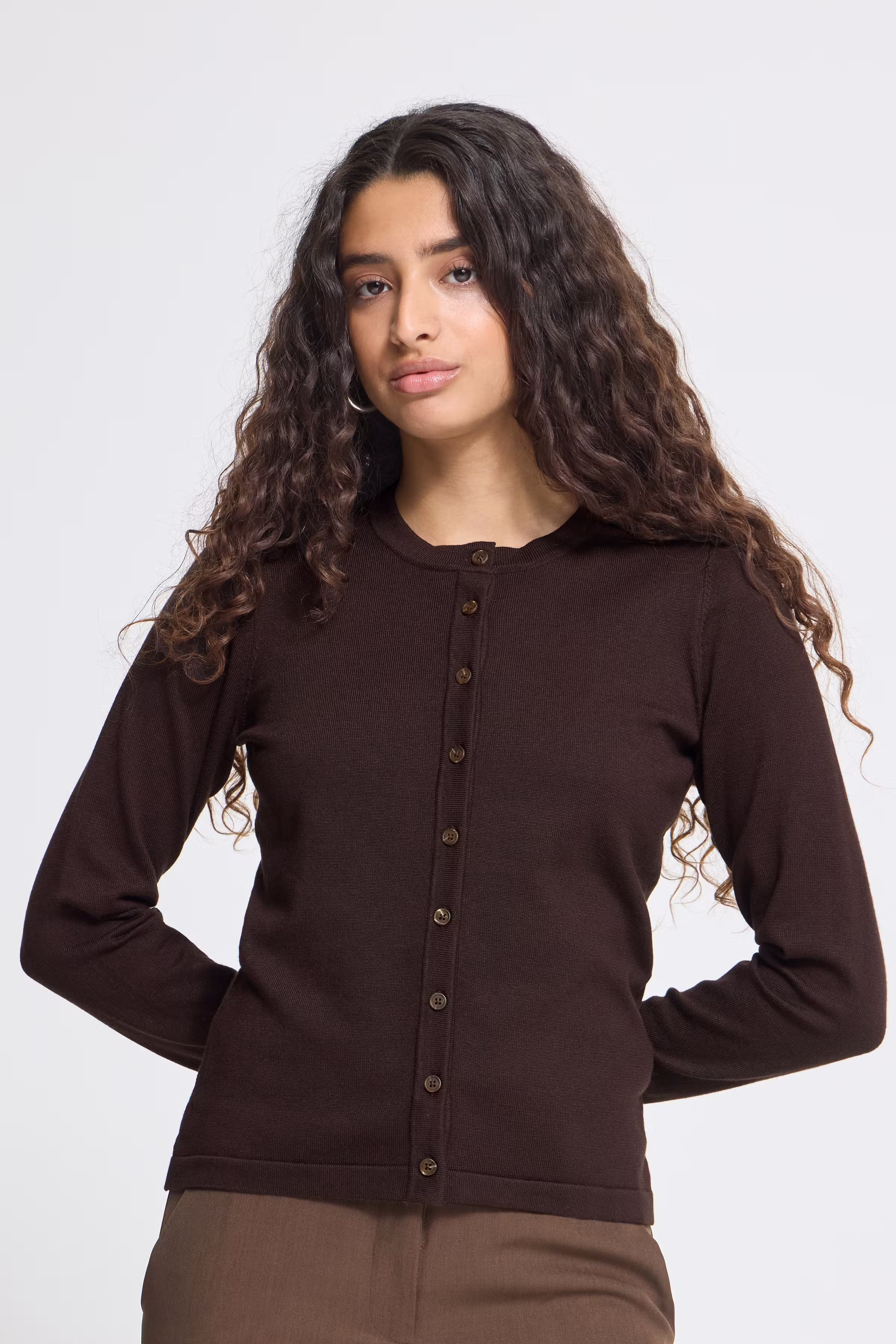 IHLULS O-Neck Cardigan LOOKBOOK FRONT 20125808-191109