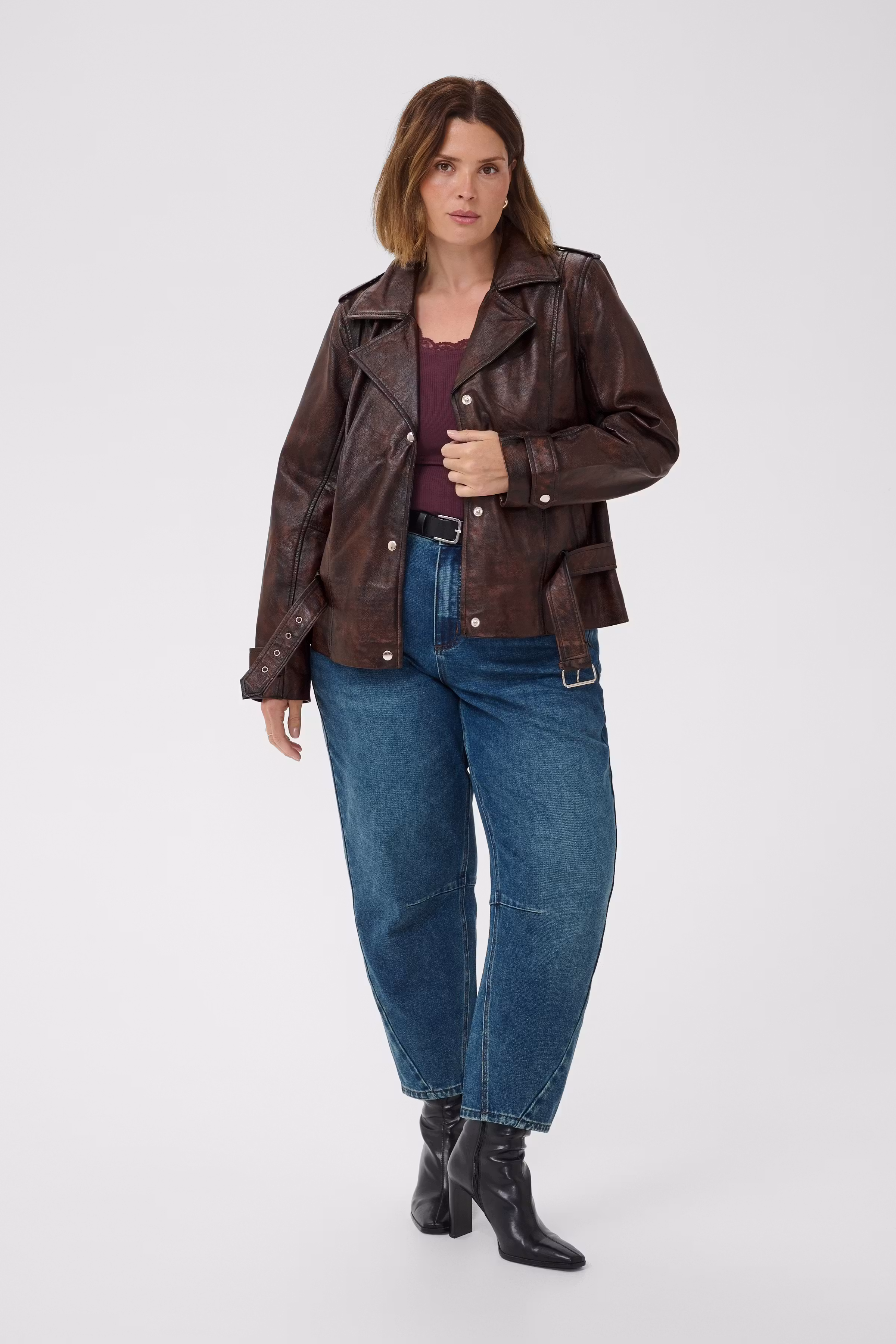 KCrissa Casual Jacke LOOKBOOK FRONT 10584504-110023
