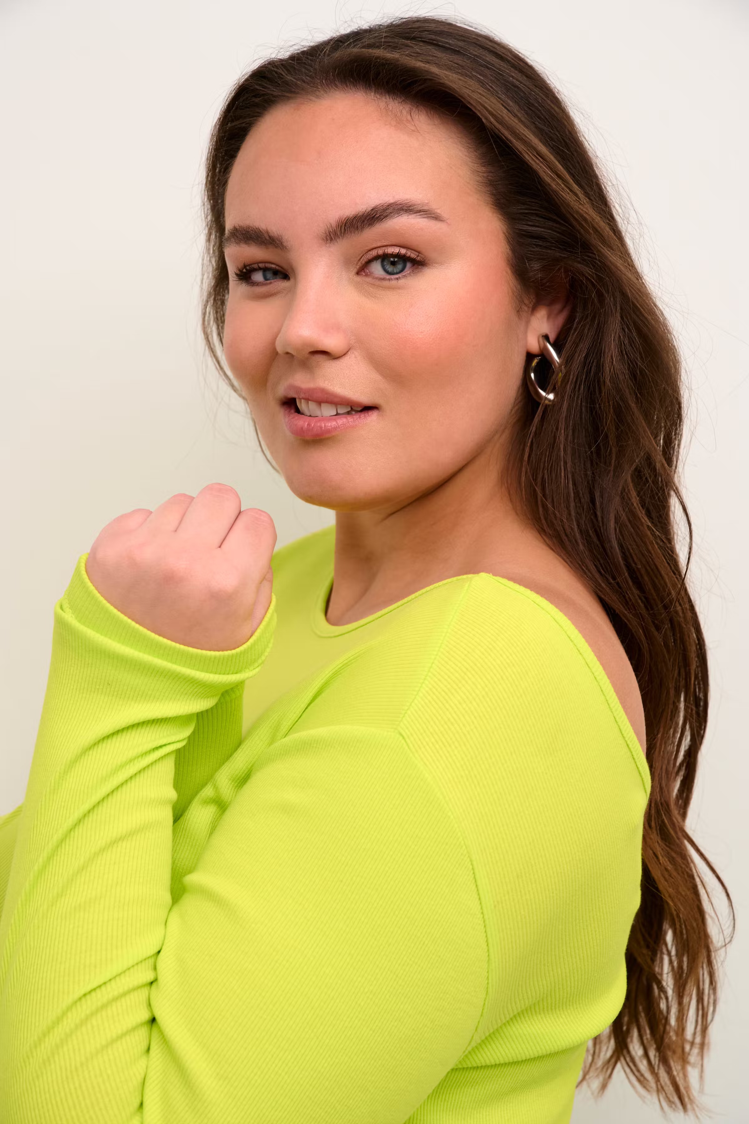 KCcarina T-shirt LOOKBOOK DETAIL 10582516-130651