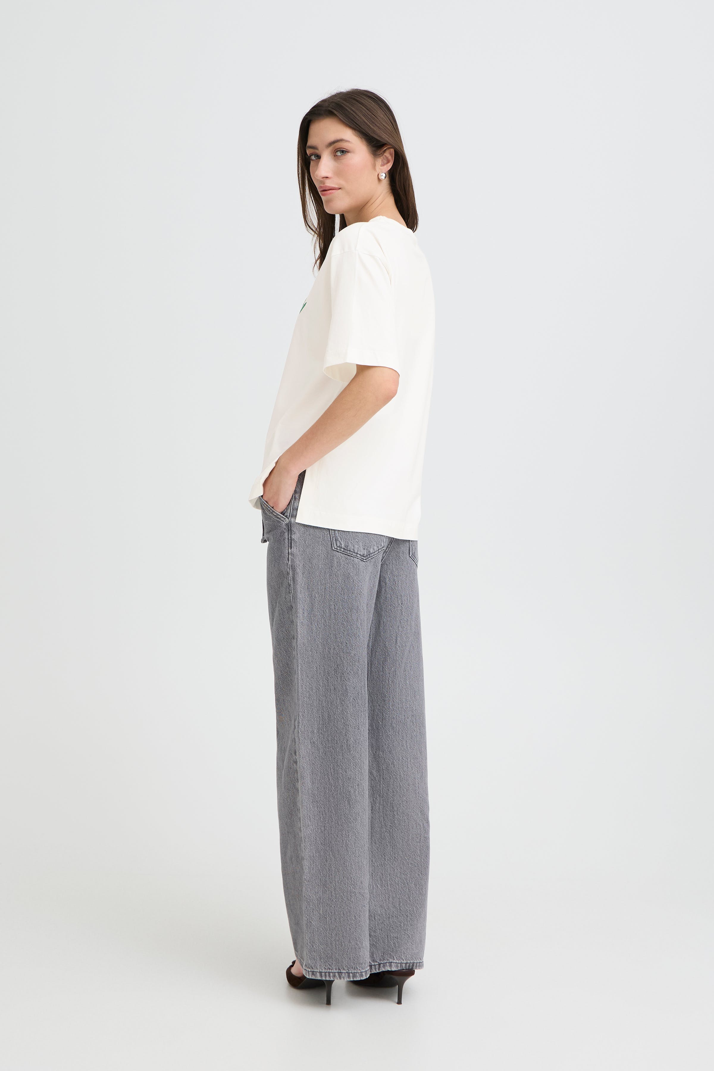 BYPANDINNA T-shirt LOOKBOOK BACK 20818430-114300