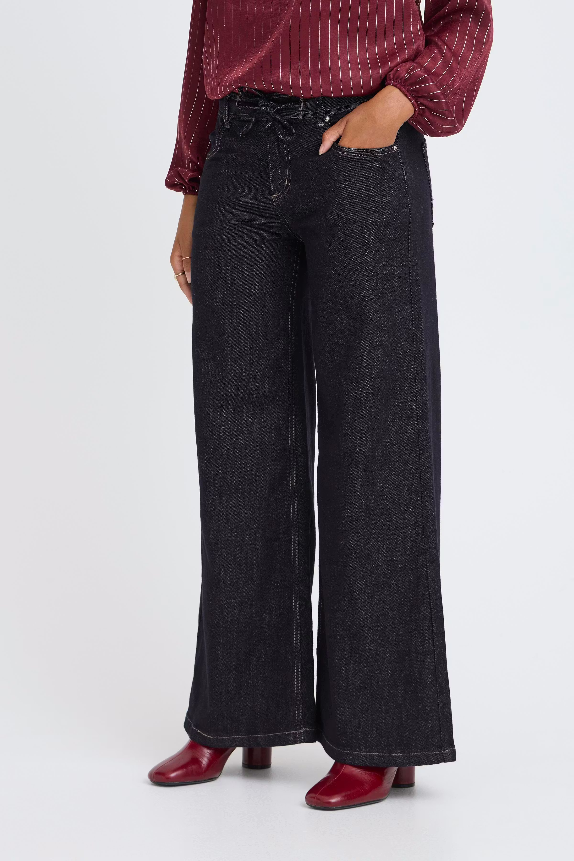 SBAUGUSTAS Jeans LOOKBOOK FRONT 22101100-194118