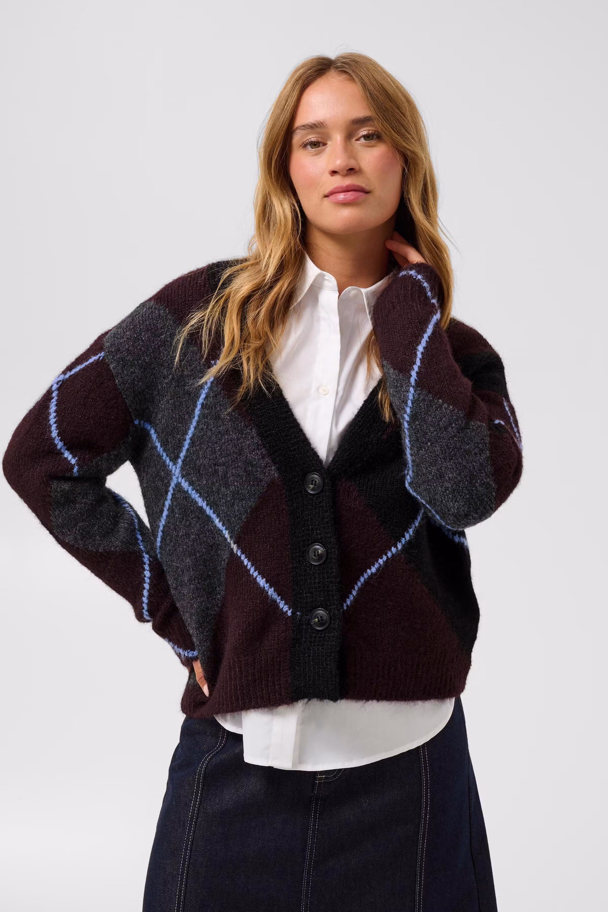 KAgrith Cardigan LOOKBOOK FRONT 10512617-109970