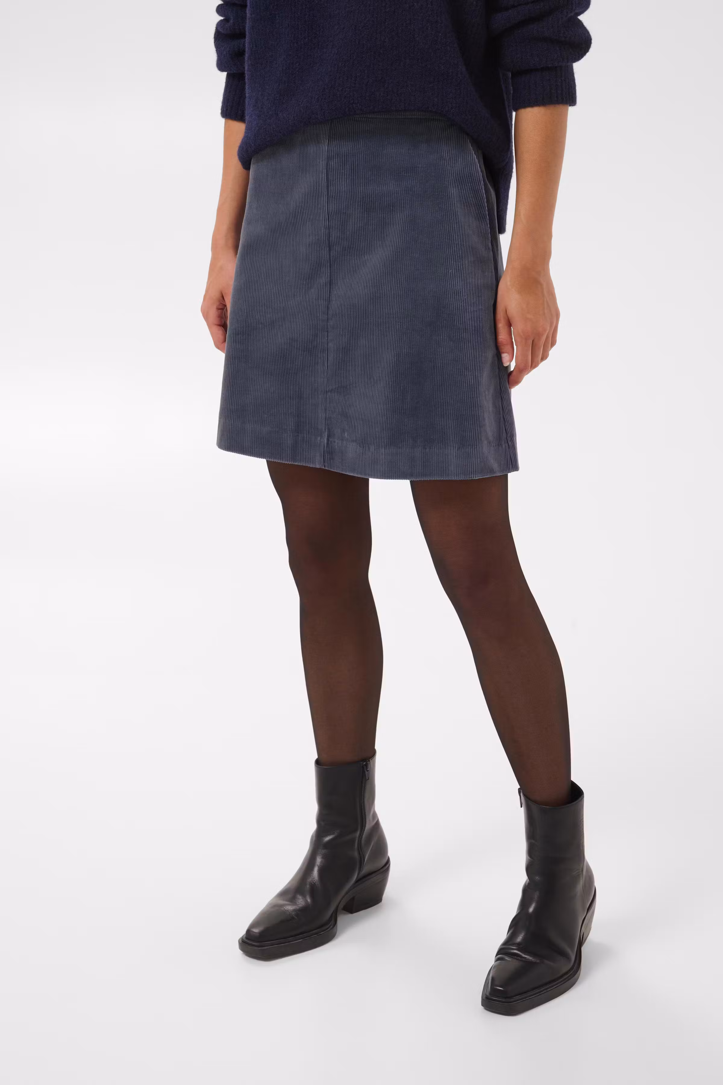 LingsPW Skirt LOOKBOOK FRONT 30310896-183916
