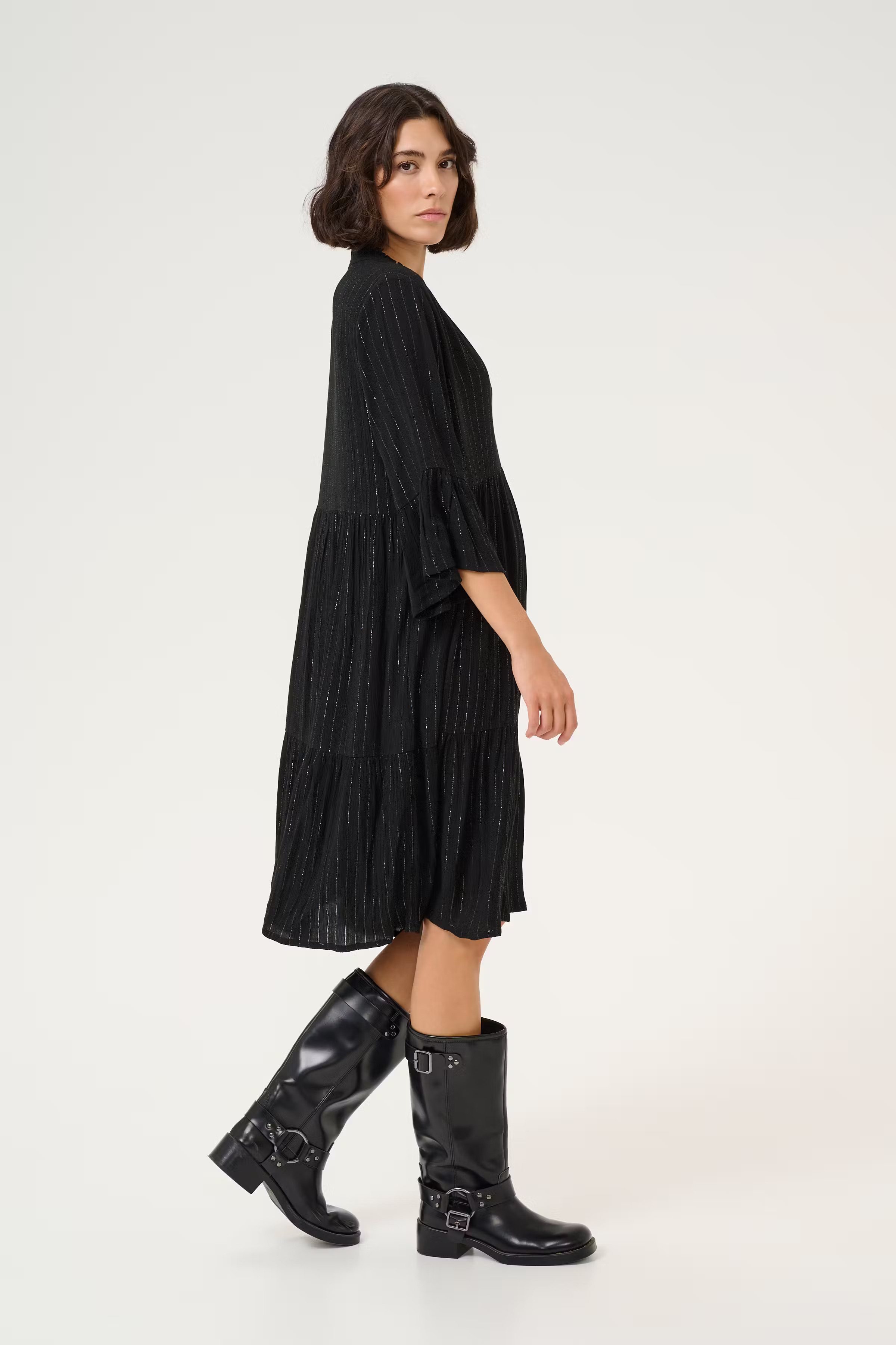 KAliv Glimmerkjole LOOKBOOK FRONT 10552164-100121