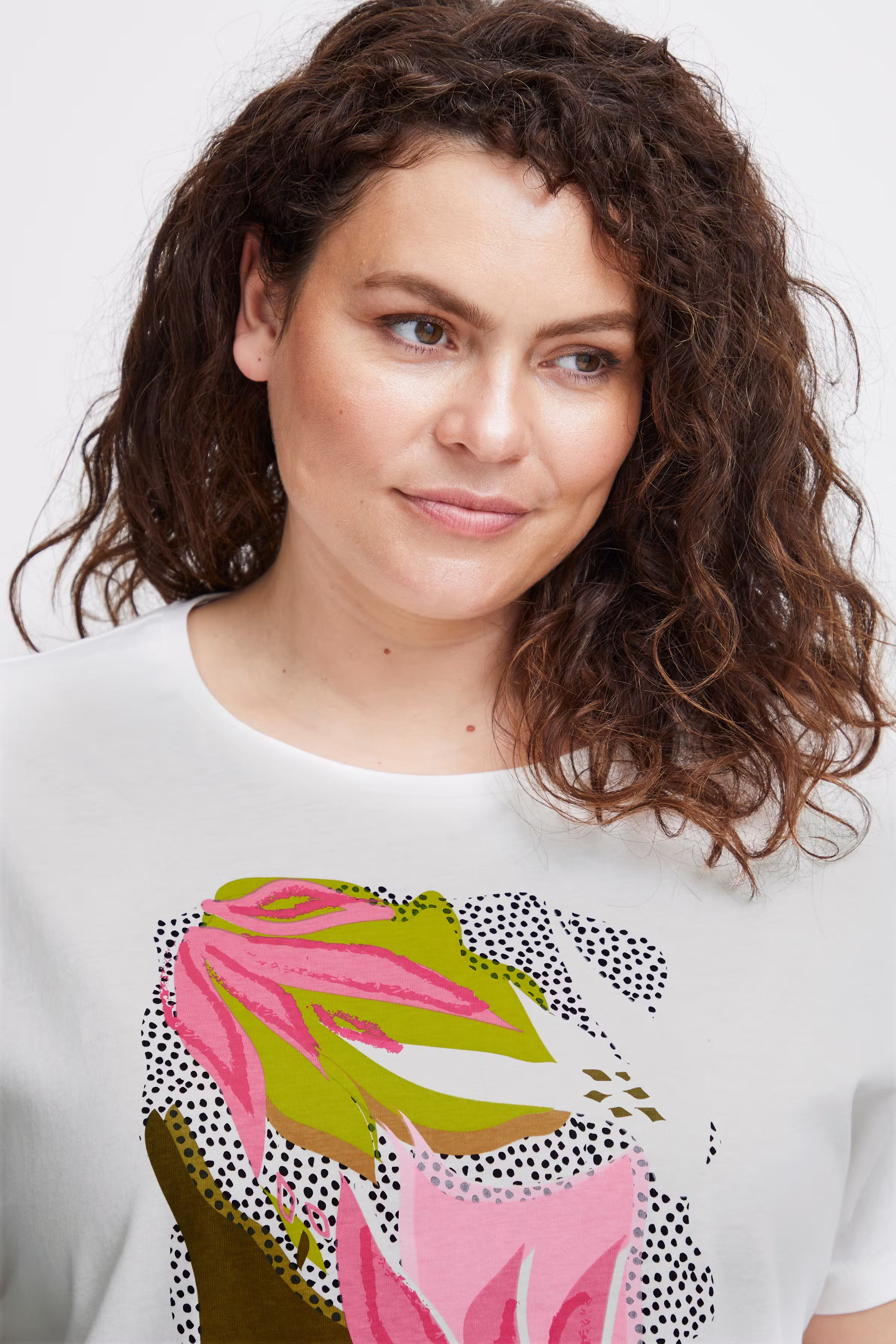 FPYSABEL T-shirt LOOKBOOK DETAIL 20612863-201237