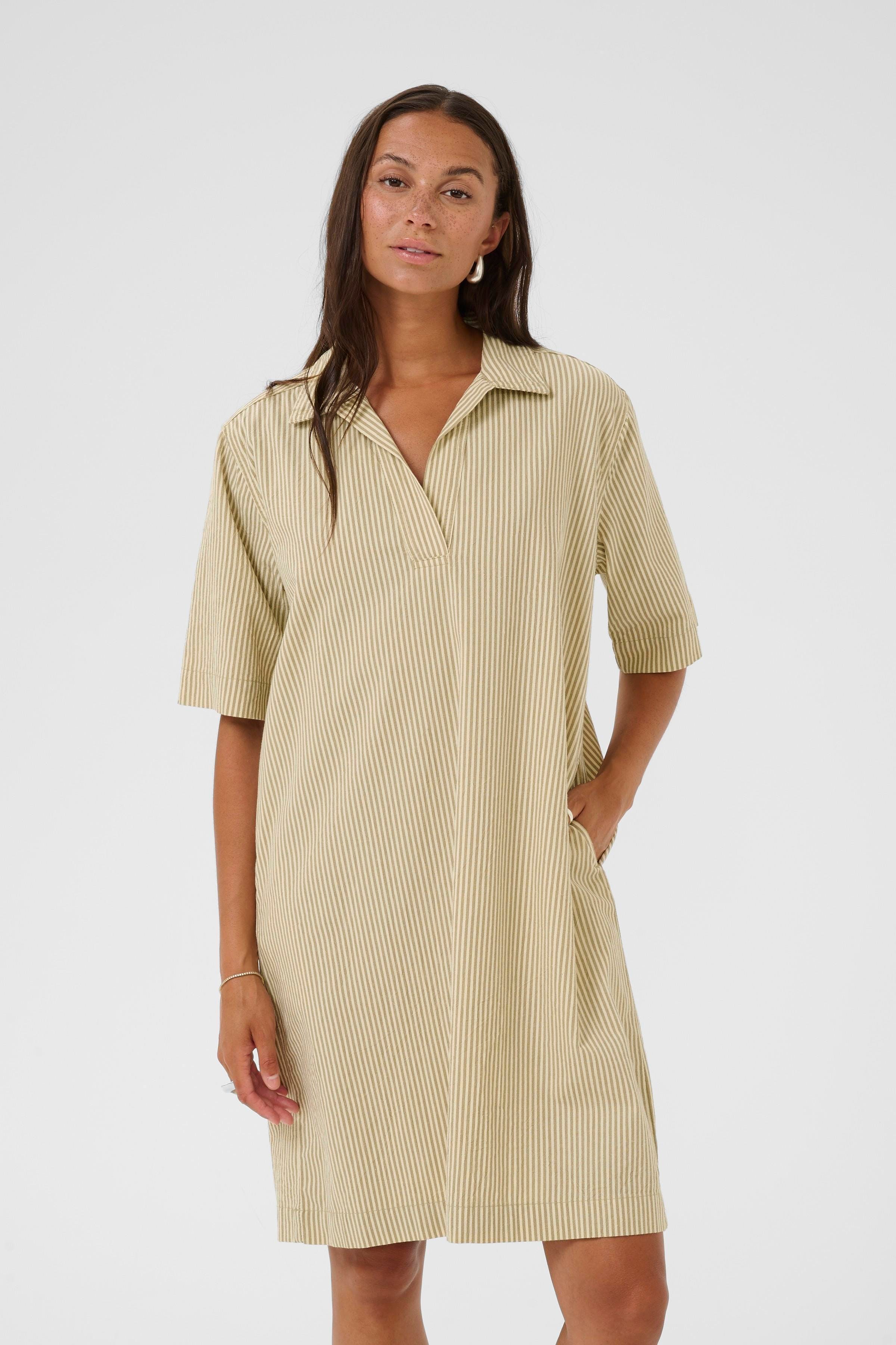 KAnaya Jurk LOOKBOOK FRONT 10510107-107706