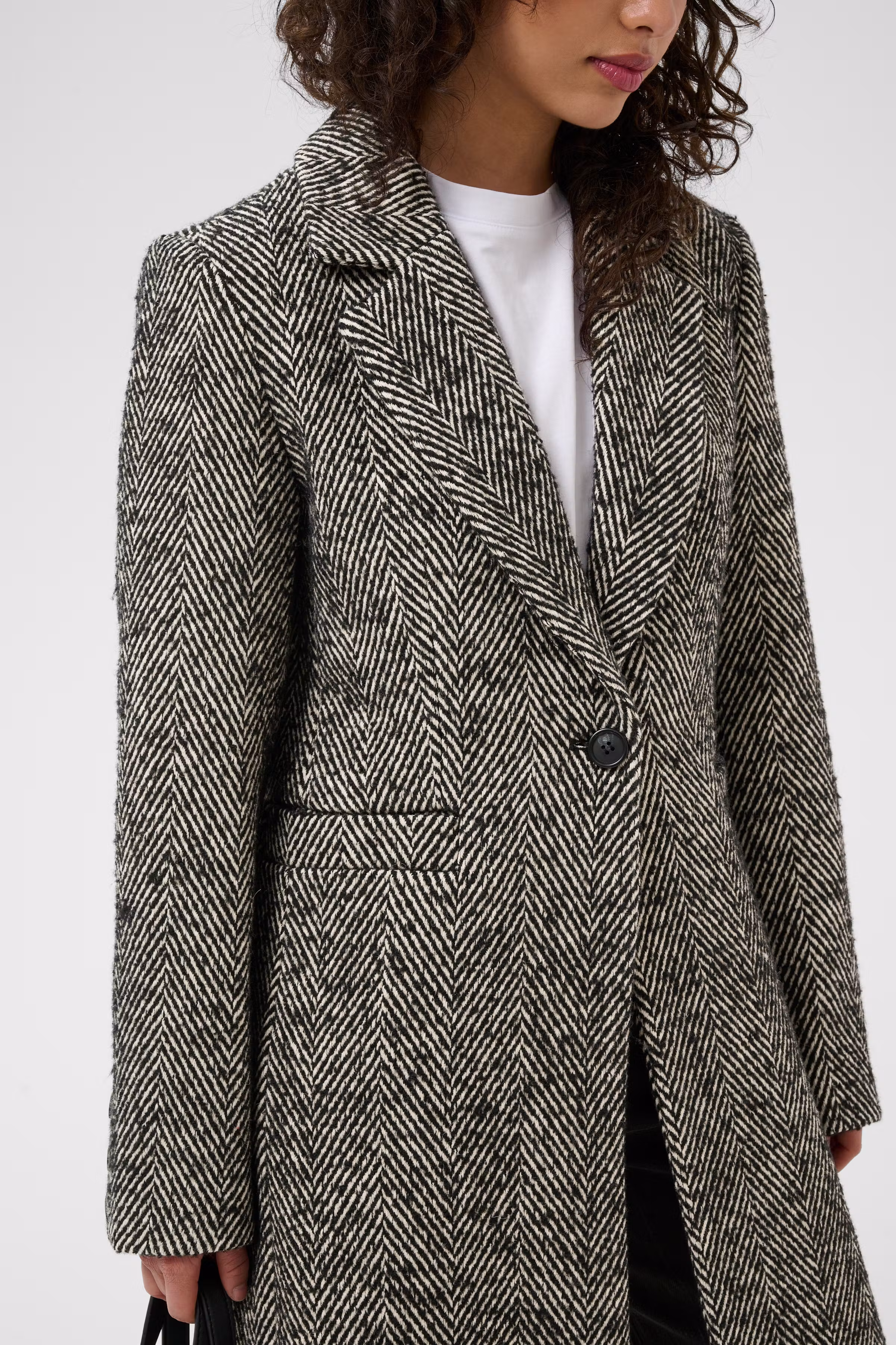KAofelia Mantel LOOKBOOK DETAIL 10511940-109642