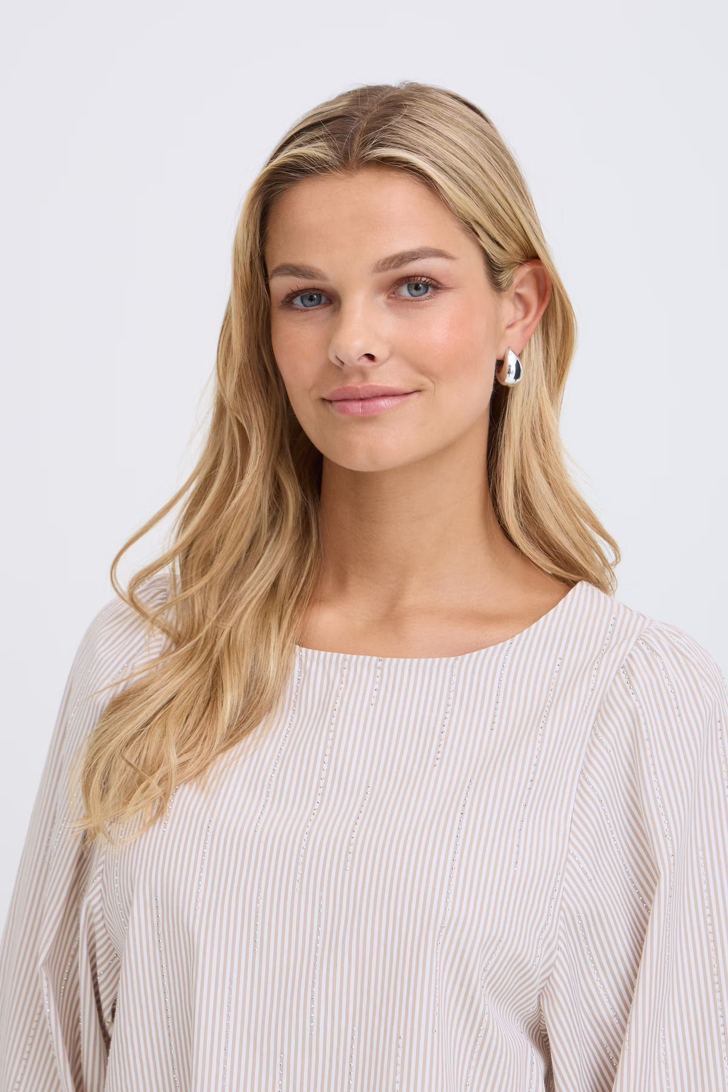 FRMYRA Bluse LOOKBOOK DETAIL 20618514-900014392