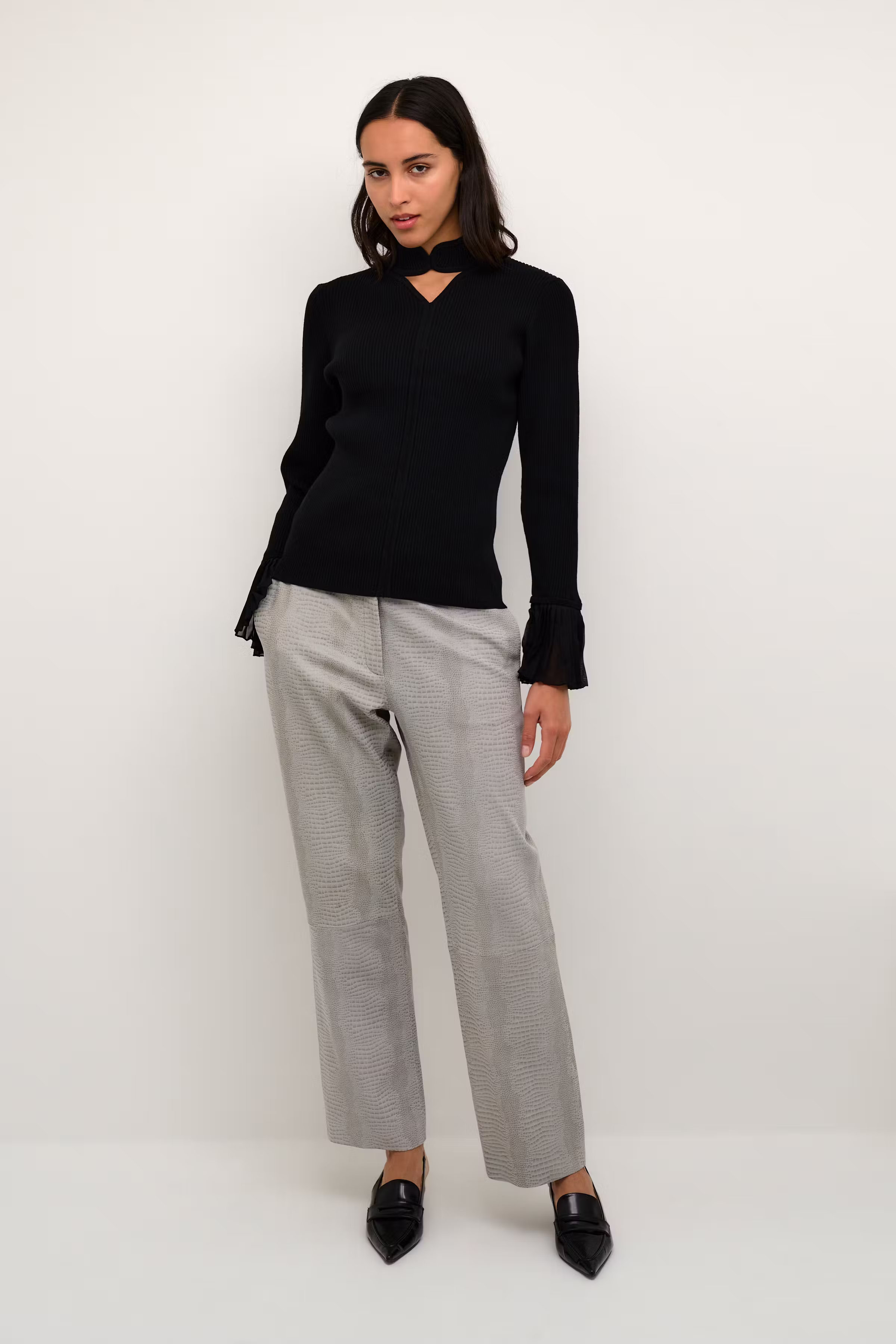 NanjaKB Genser LOOKBOOK FRONT 10104841-194008