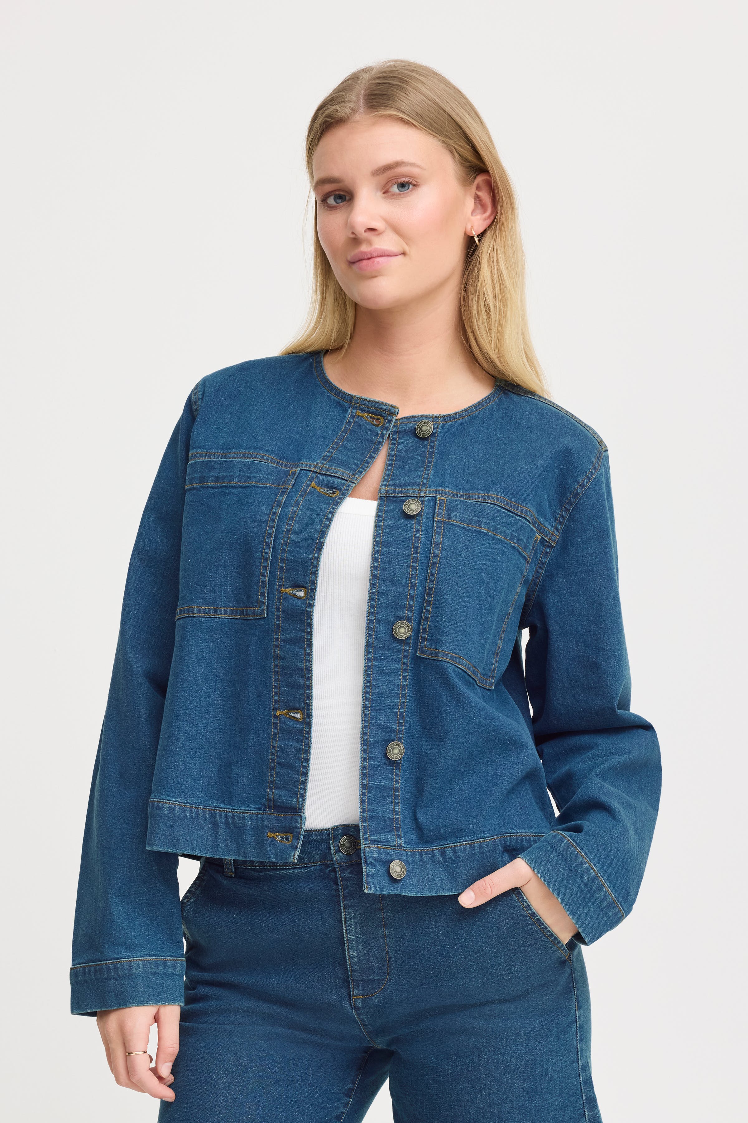 FRDENIMA Casual jakke LOOKBOOK FRONT 20615741-200988