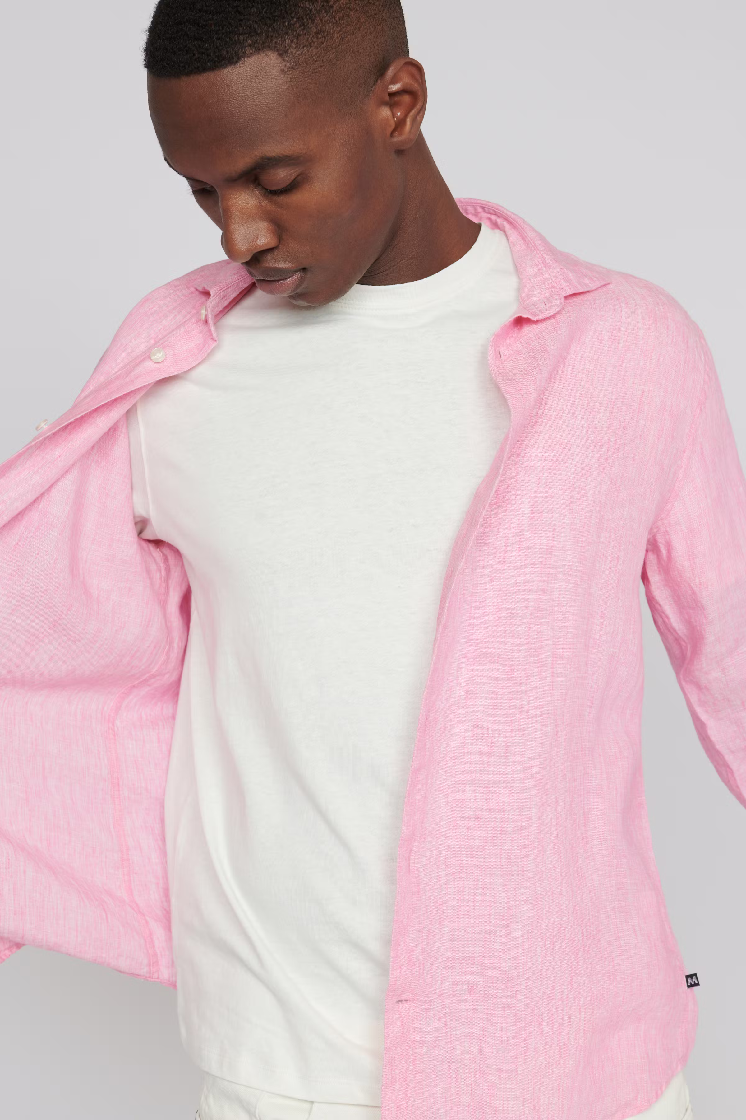 MAmarc linen shirt LOOKBOOK FRONT 30205841-152217