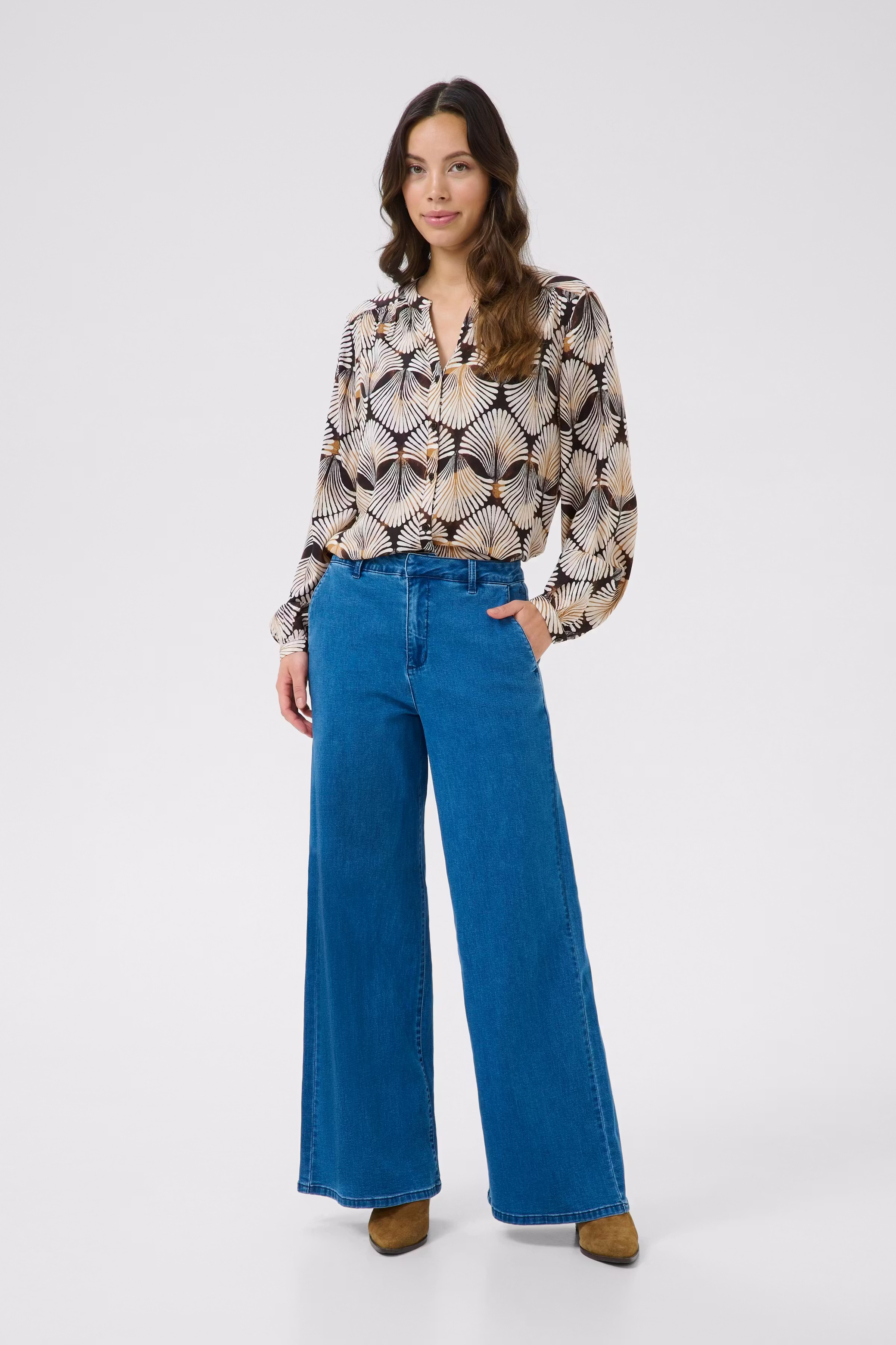 CRTiah Hemd LOOKBOOK FRONT 10613916-107888