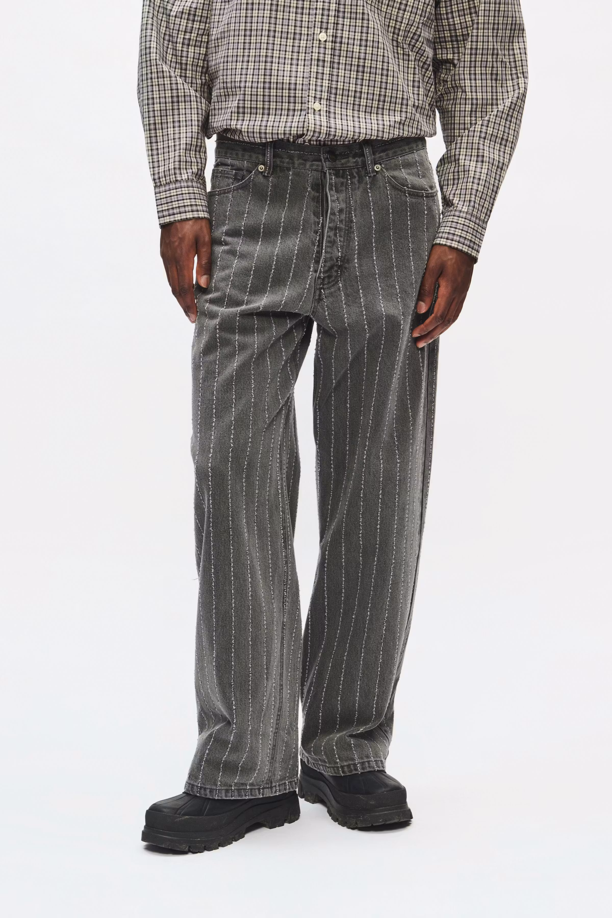 WWType 3 Jeans LOOKBOOK FRONT 30252194-304106
