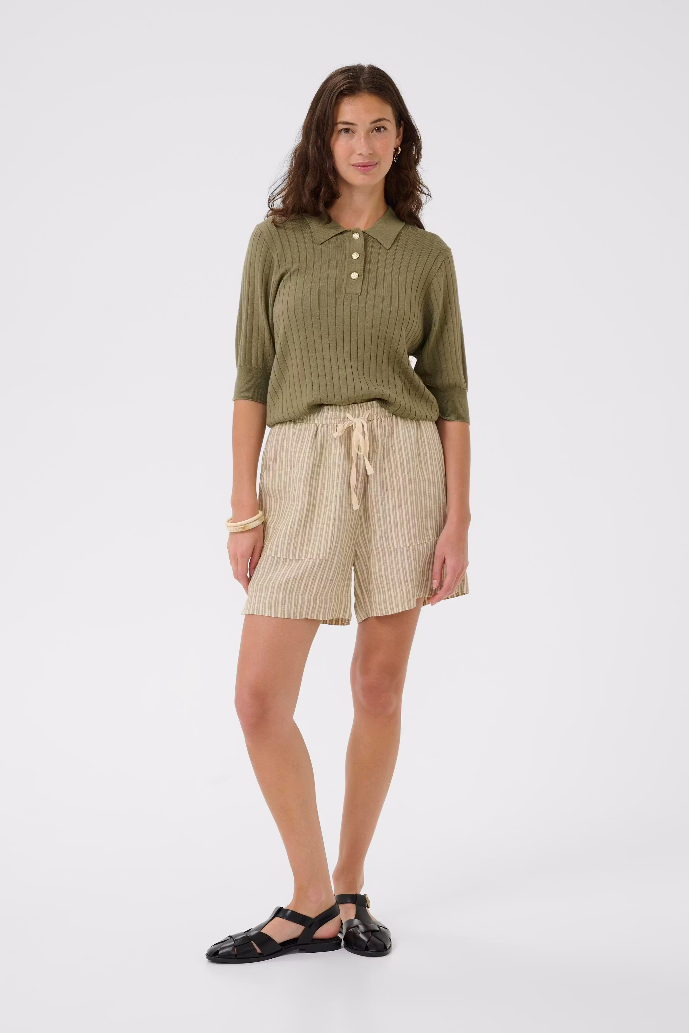 CUaniela Leinenshorts LOOKBOOK FRONT 50113080-109405