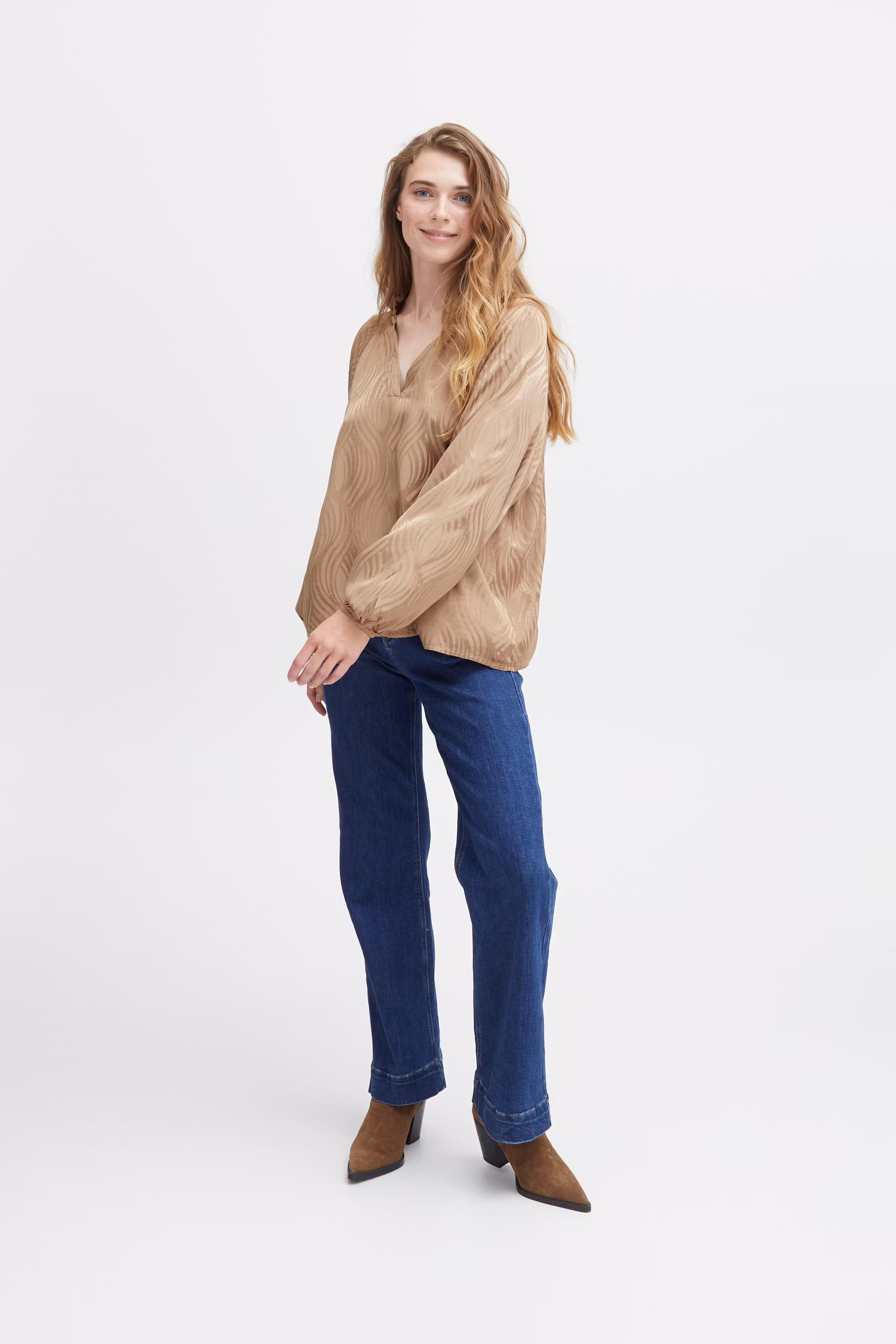 SBROSSO Blouse LOOKBOOK FRONT 22100383-171038