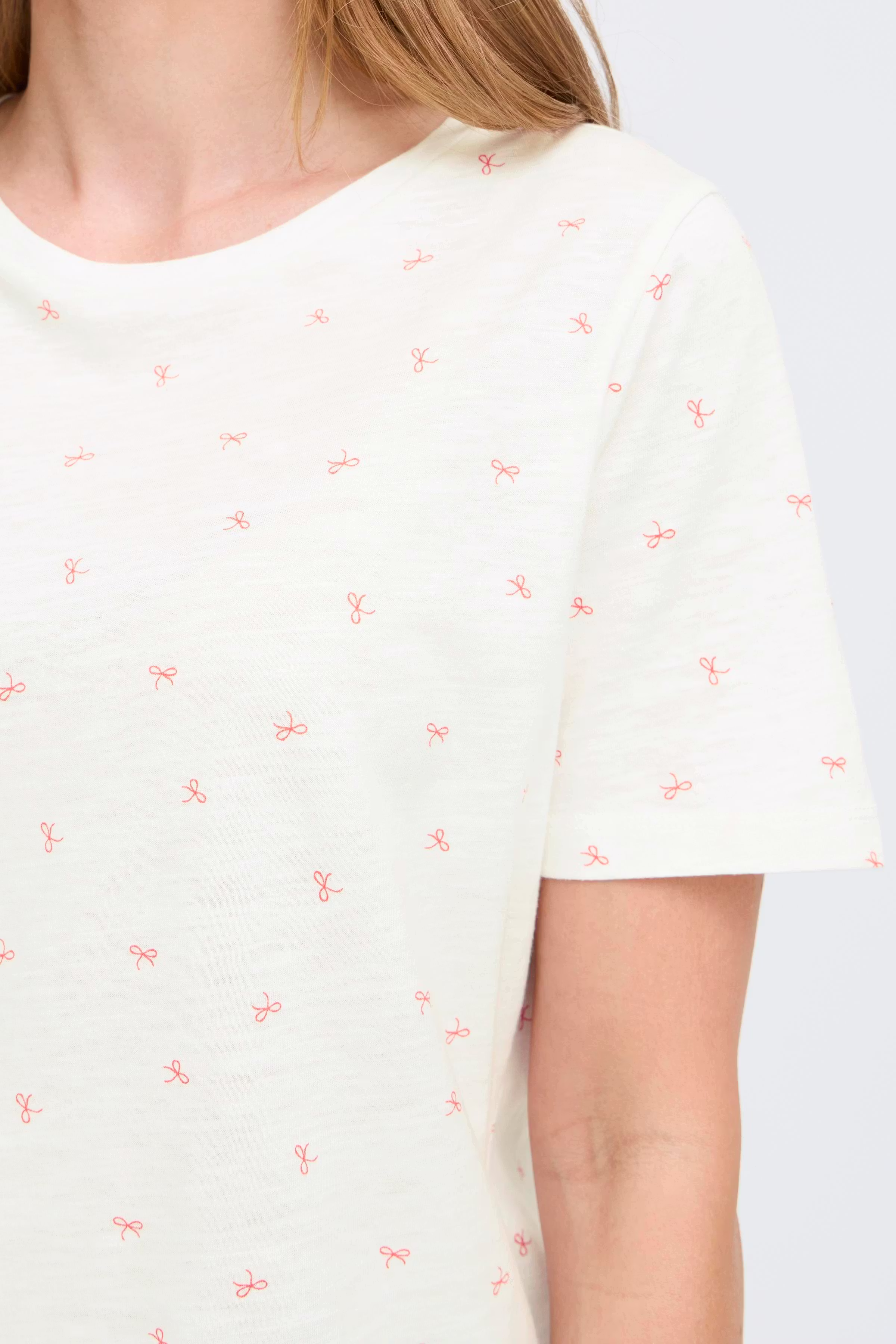 FRHAZILIA T-shirt LOOKBOOK DETAIL 20616310-205567