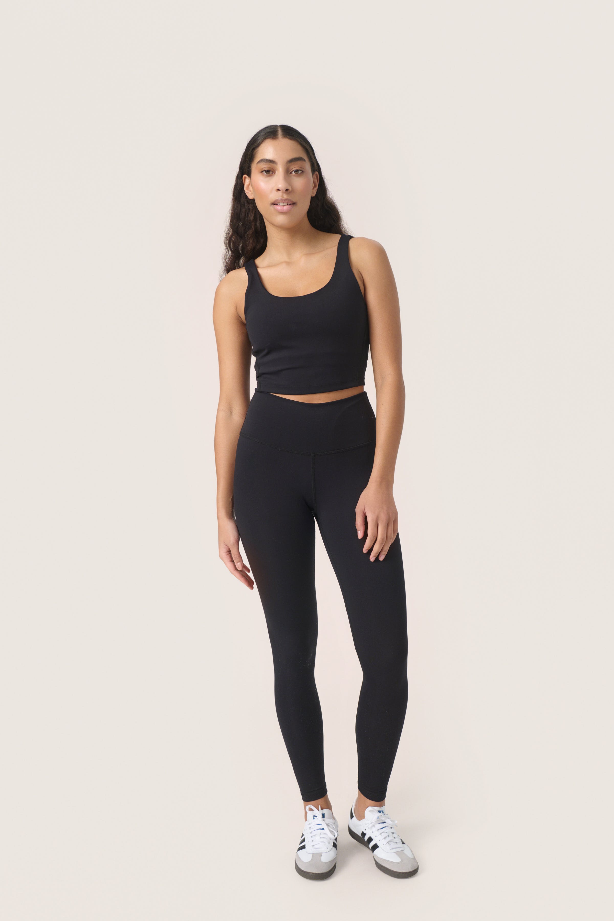 SLAlura Sportsleggings LOOKBOOK FRONT 30407861-194008