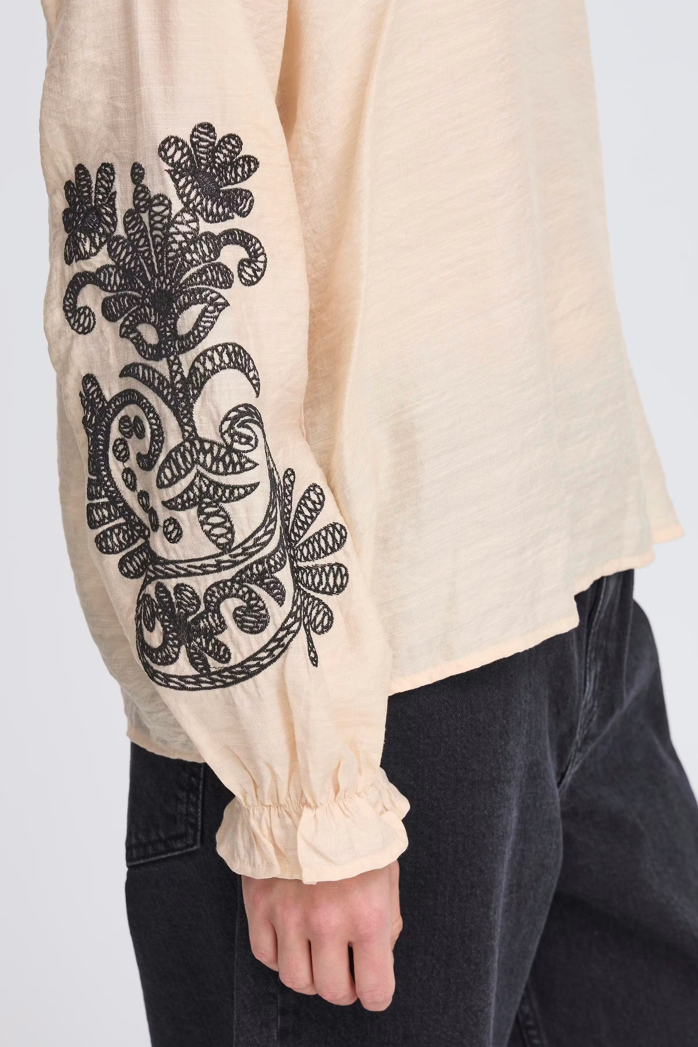 PZROSELIN Blouse LOOKBOOK DETAIL 50208736-110105