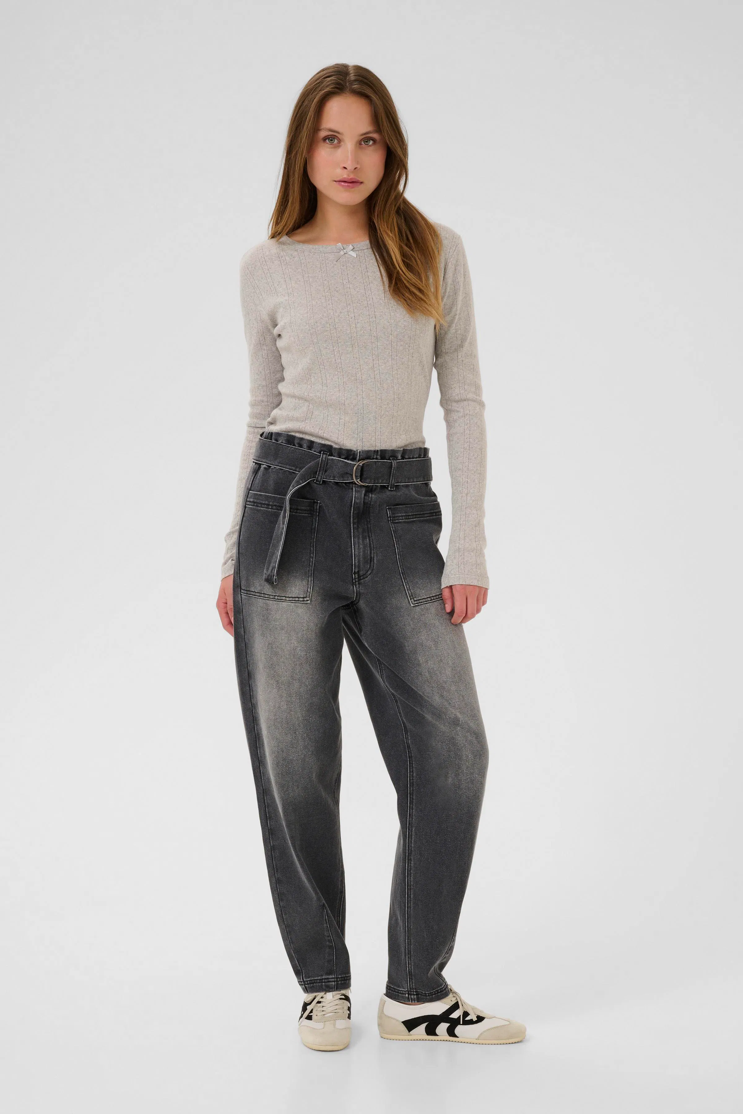 KAhilda T-shirt LOOKBOOK FRONT 10510524-100126