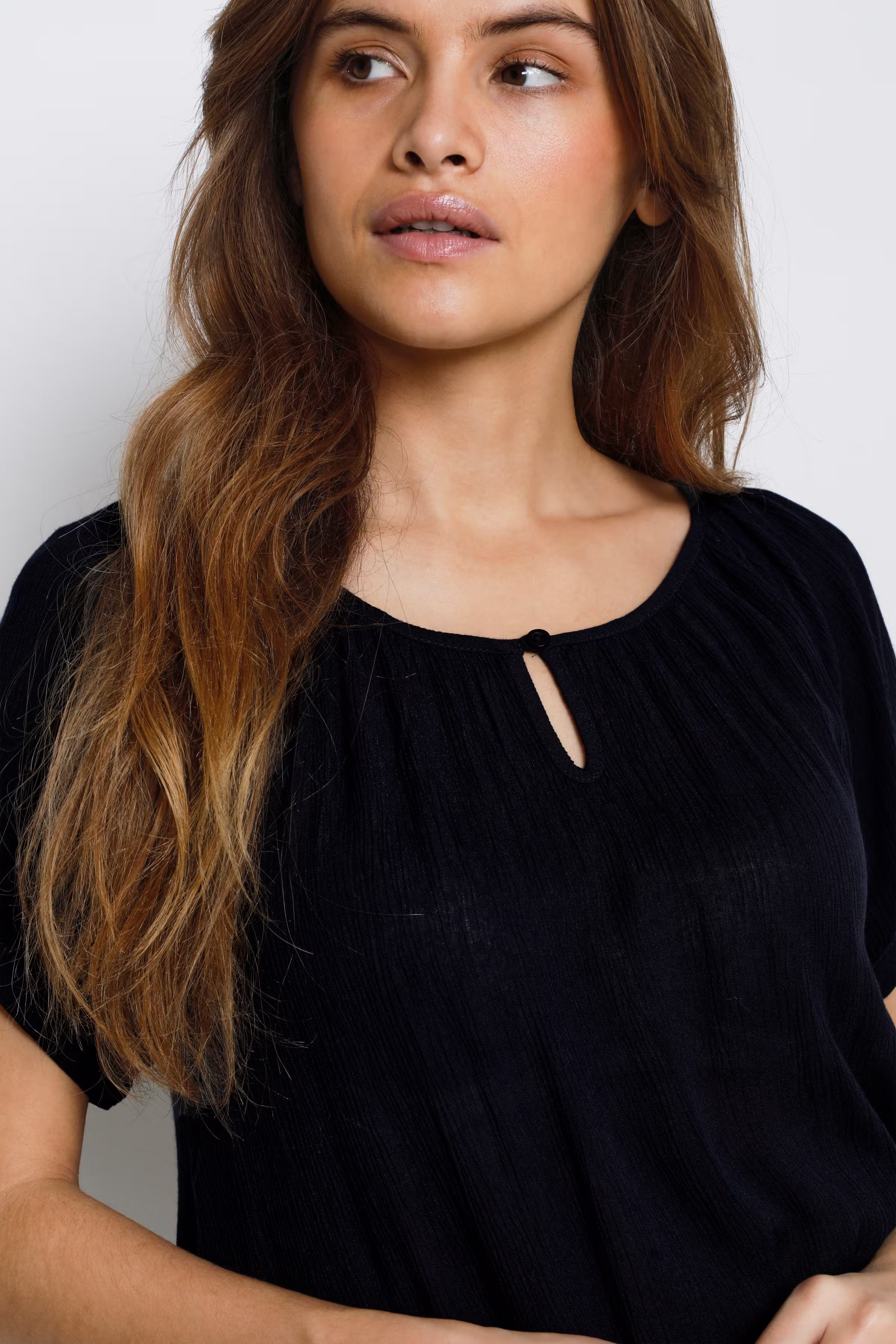 Amber Tunic LOOKBOOK DETAIL 501031-50600