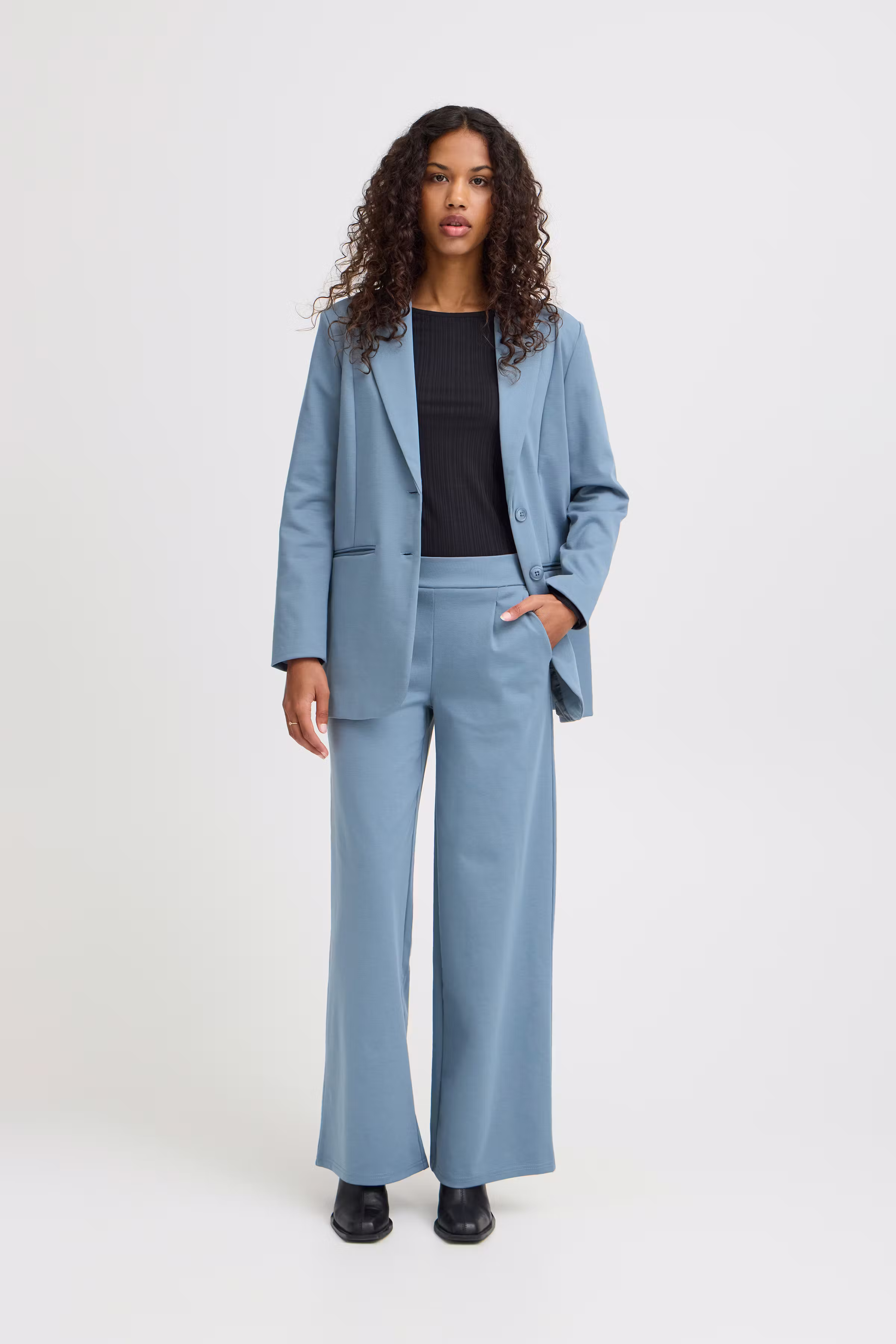 IHKATE Byxor LOOKBOOK FRONT 20118337-184215