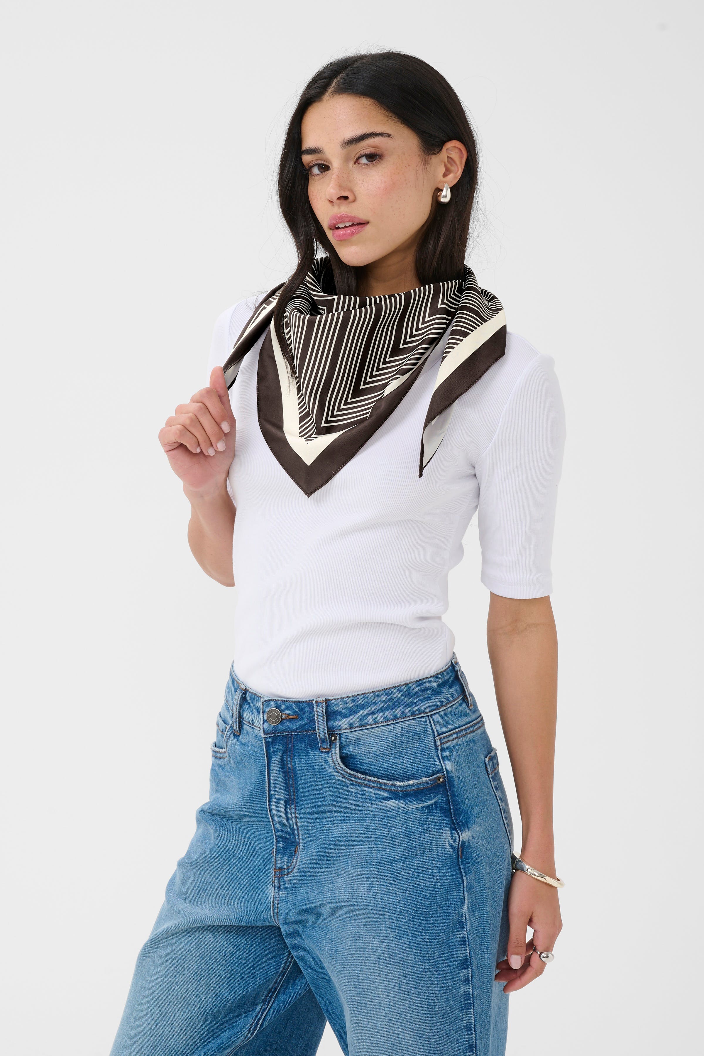 KAgabby Tuch LOOKBOOK FRONT 10512251-110006