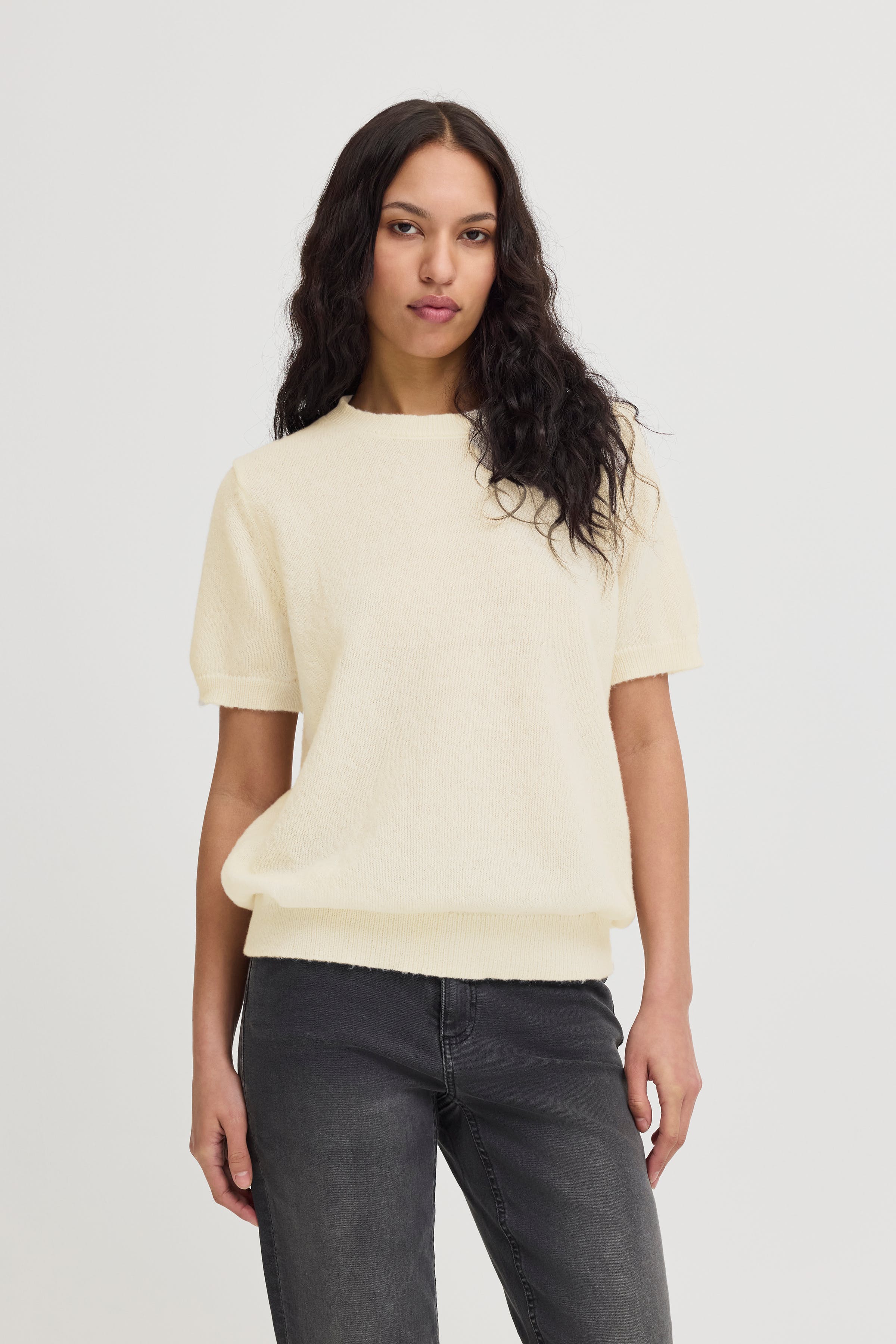 IHDAMILO Kortermet LOOKBOOK FRONT 20123480-130905