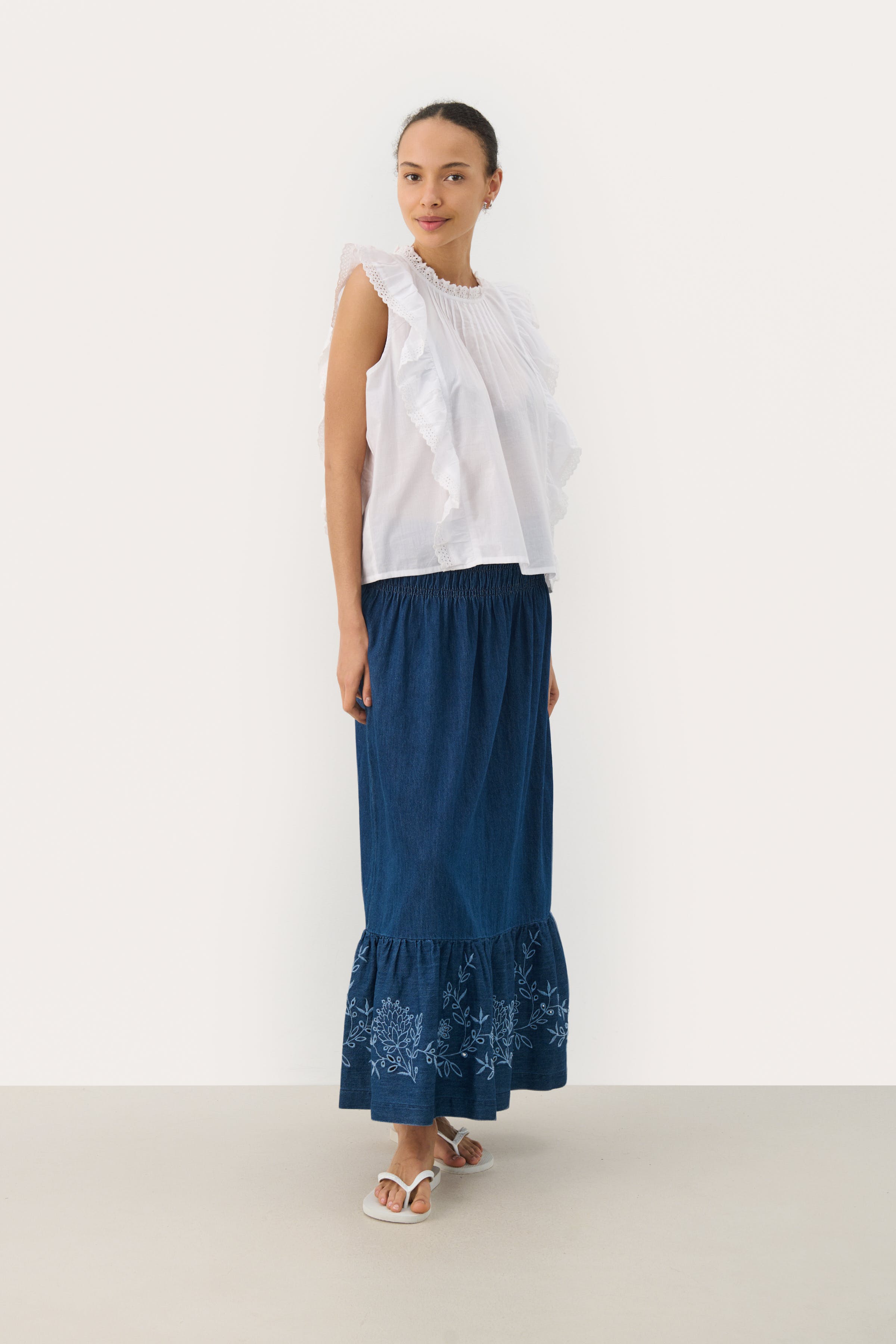 TheanaPW Top LOOKBOOK FRONT 30309834-110601