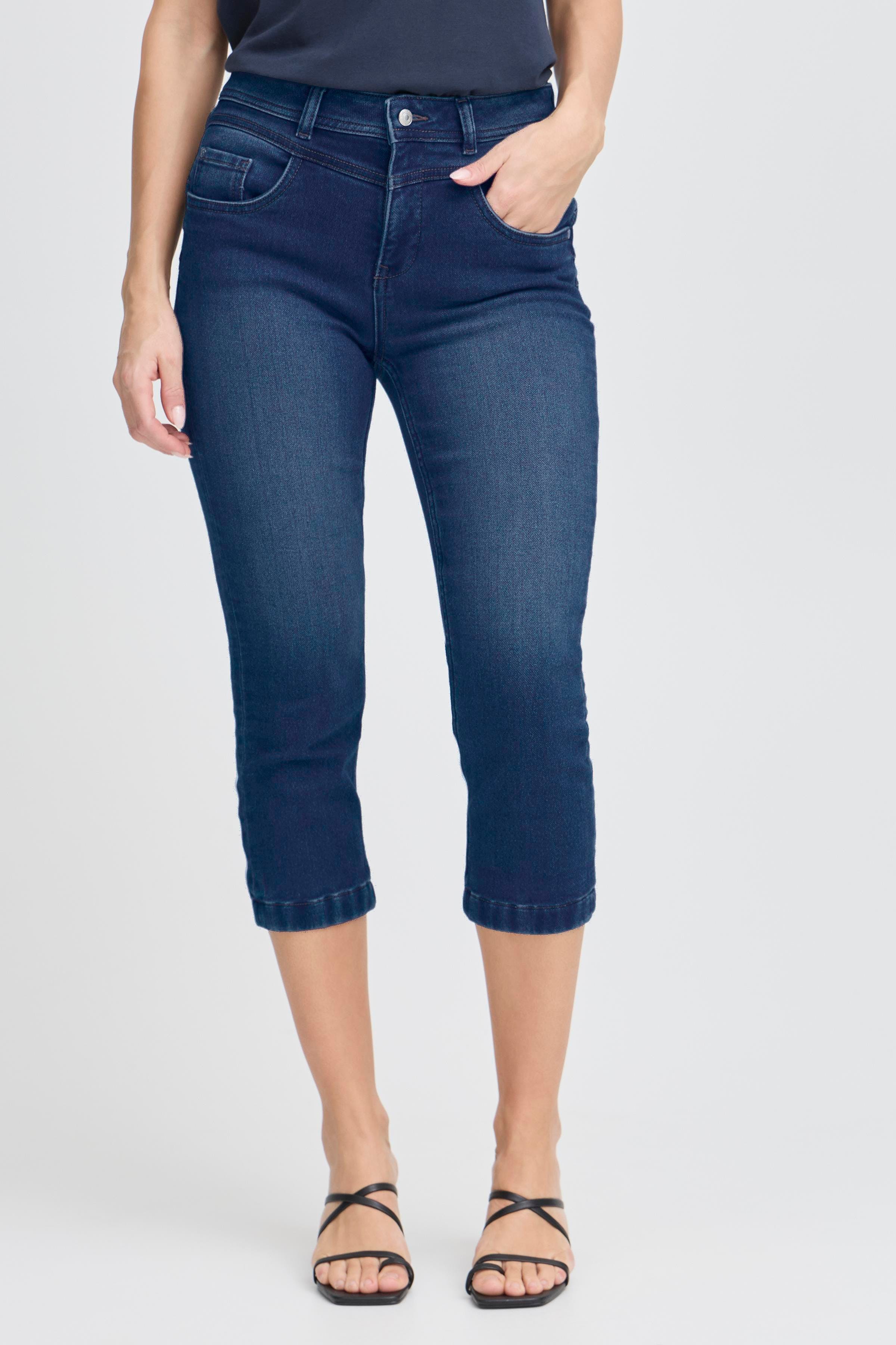 FRVILJA Capri bukser LOOKBOOK FRONT 20616148-200988