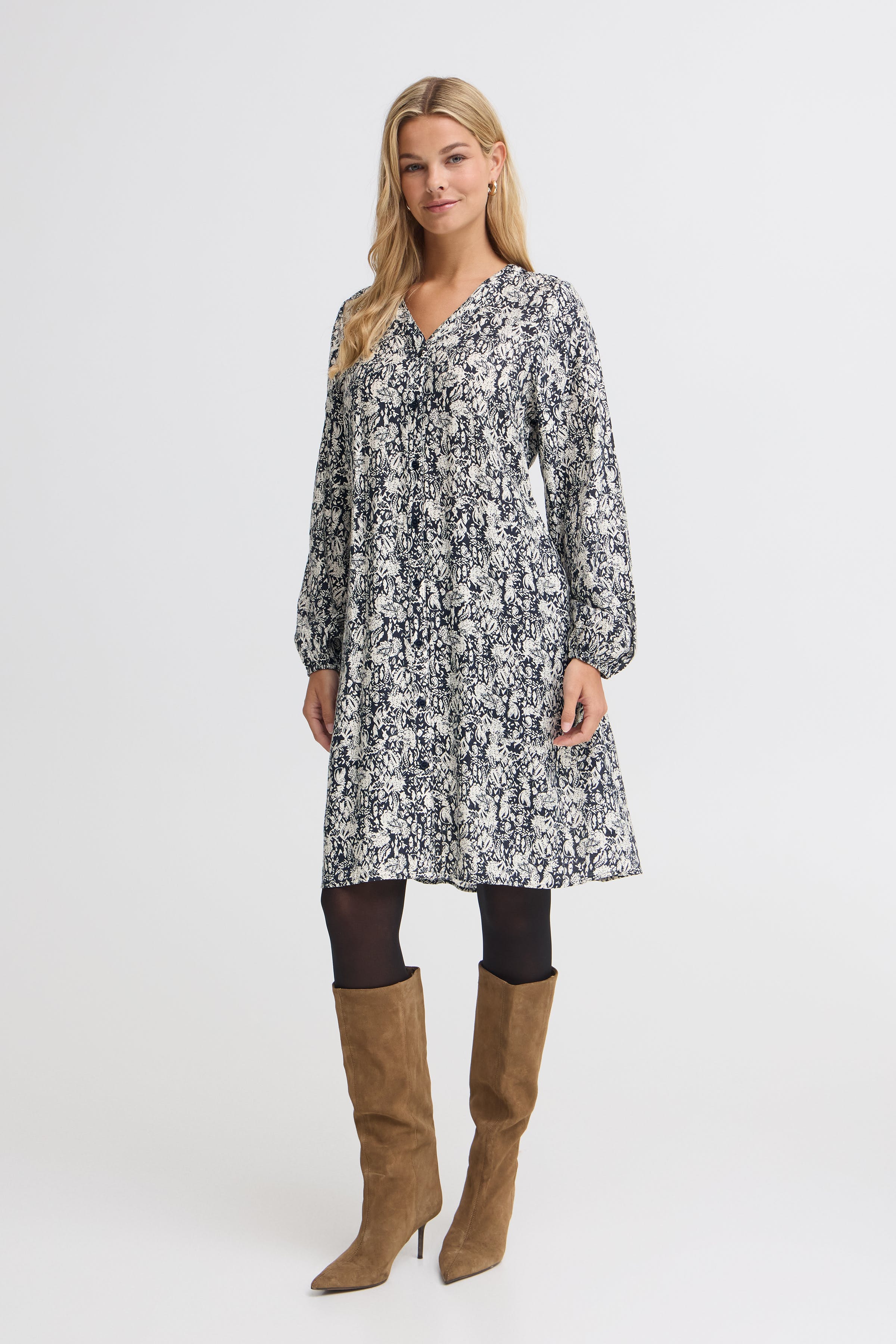 FRARIANA Kjole LOOKBOOK FRONT 20617274-900009981