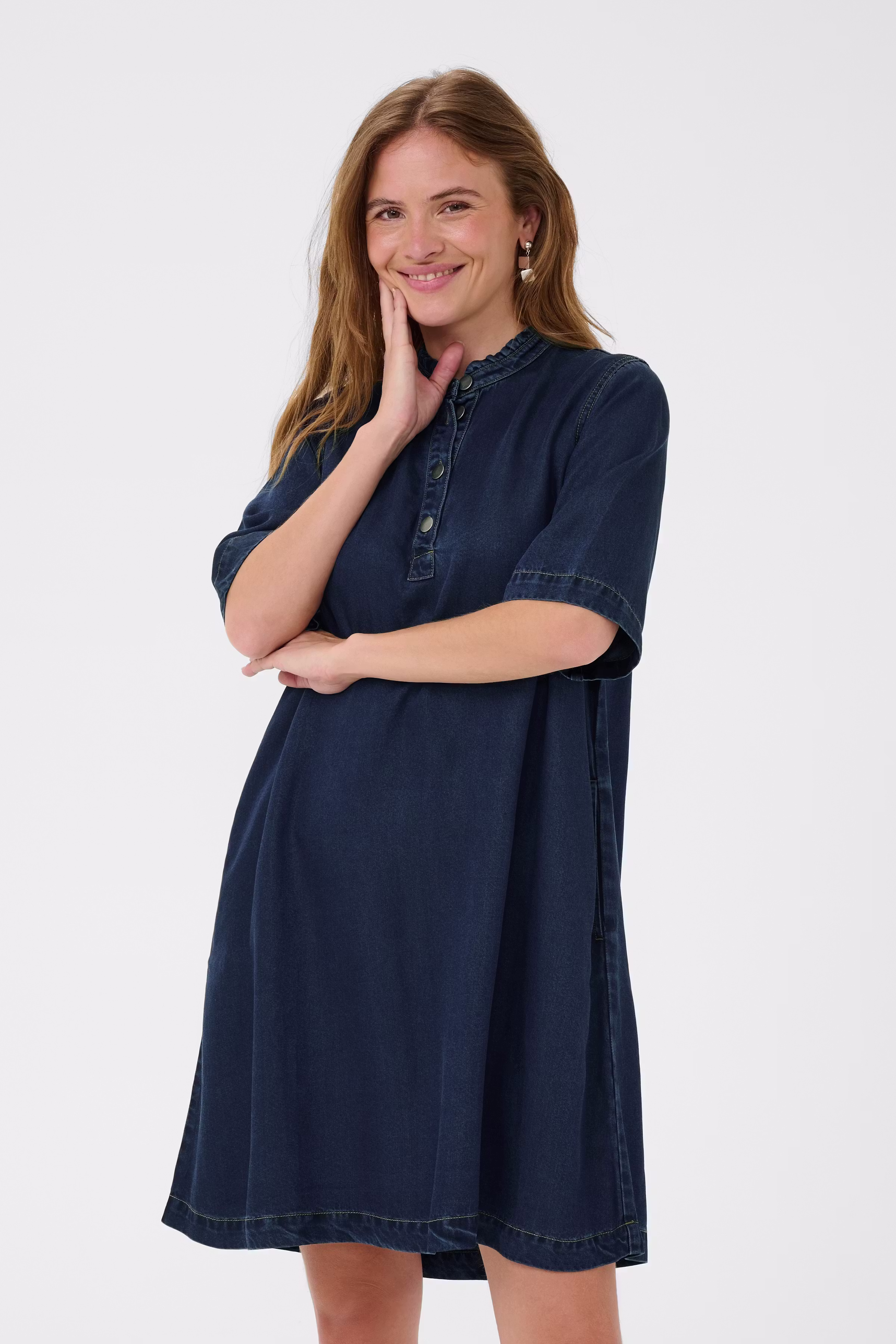 CUvelida Kjole LOOKBOOK FRONT 50113697-500029