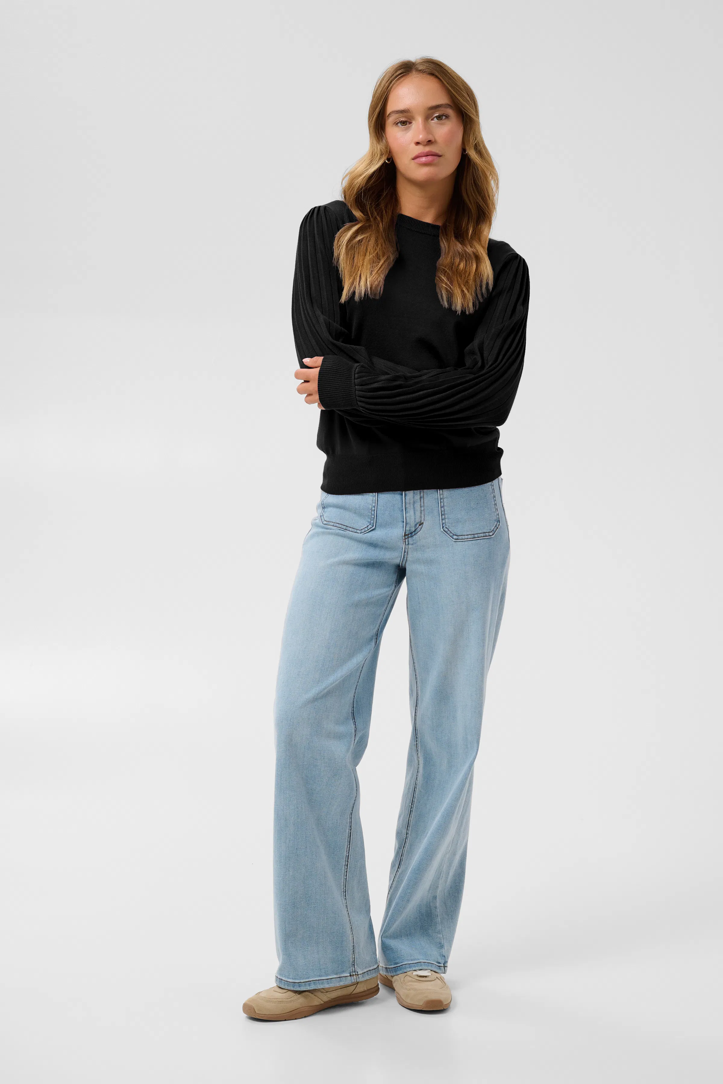 KAlone Pullover LOOKBOOK FRONT 10507905-100121