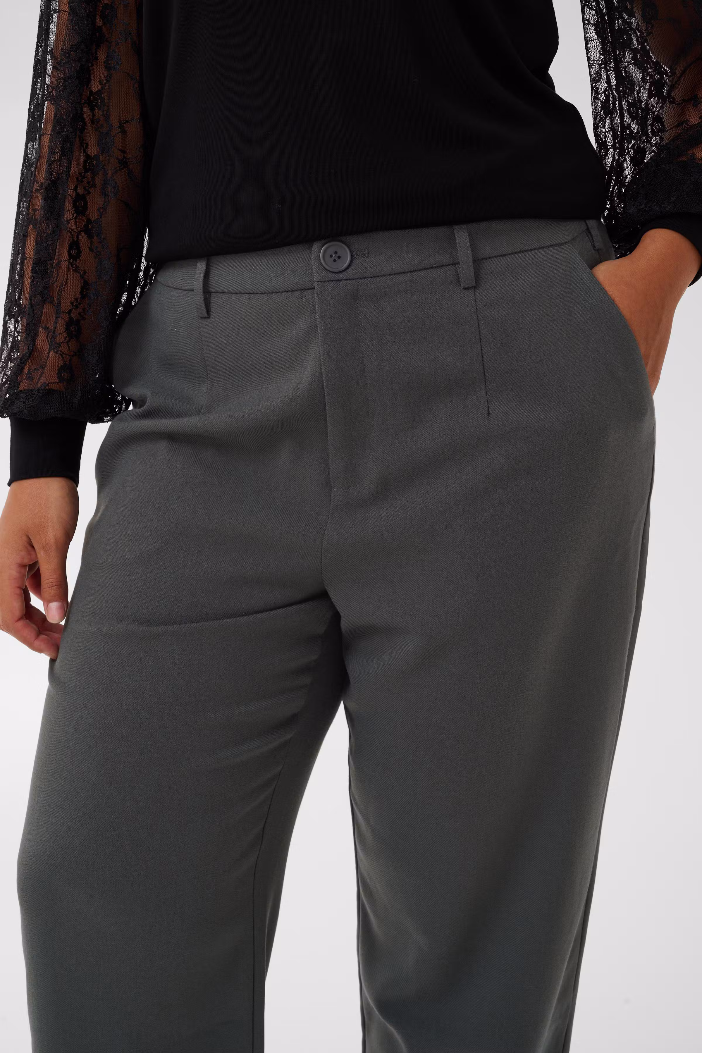 KCmerla Trousers LOOKBOOK DETAIL 10582231-190205