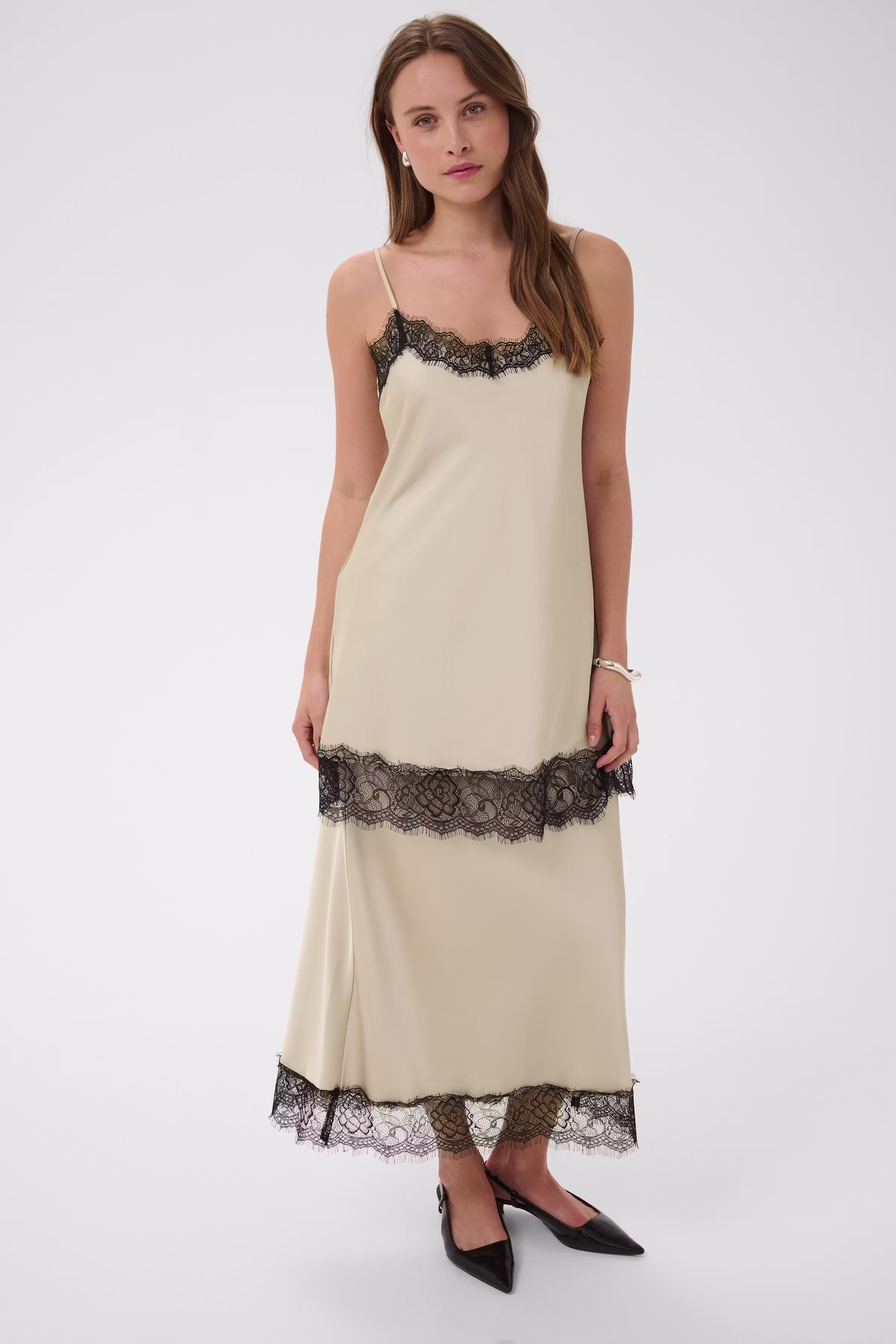 KAhill Dress LOOKBOOK DETAIL 10511950-151305