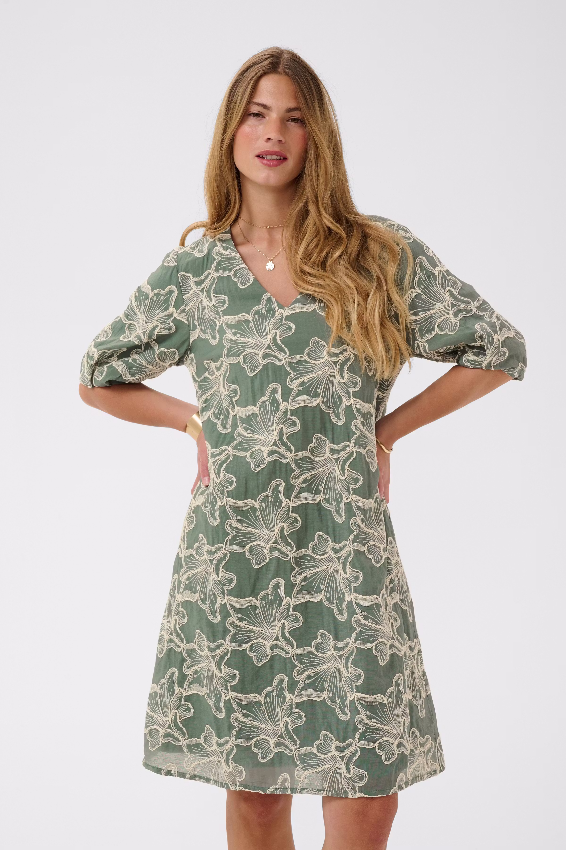 CRTorli Klänning LOOKBOOK FRONT 10615226-180514