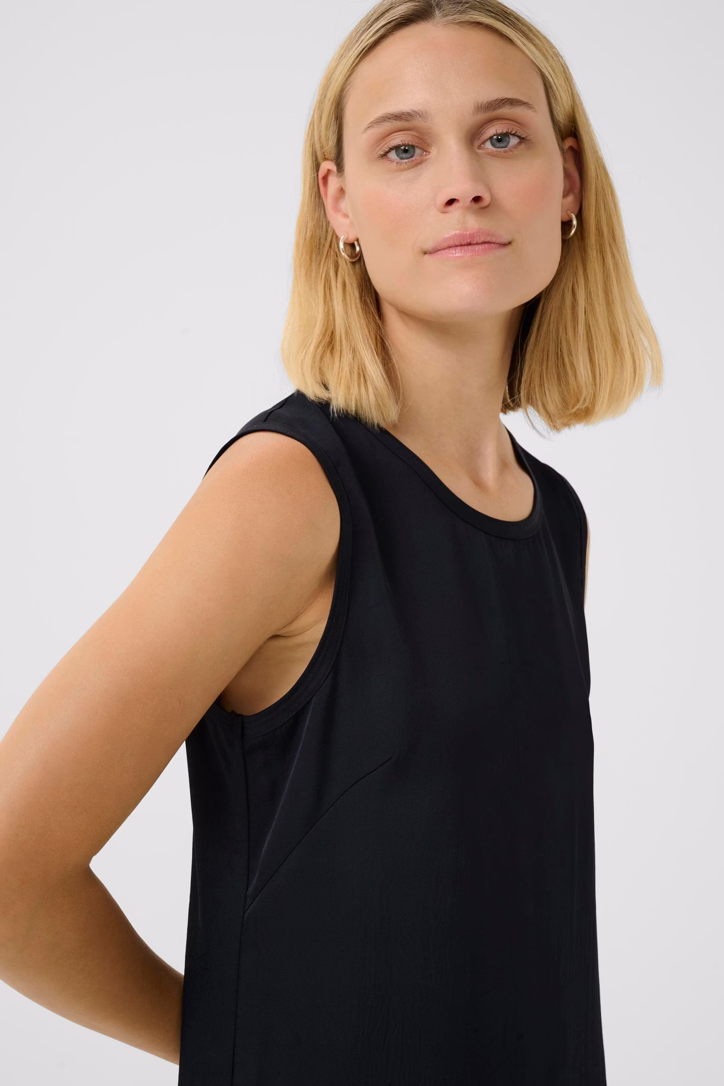 SantinaPW Dress LOOKBOOK DETAIL 30309968-194013