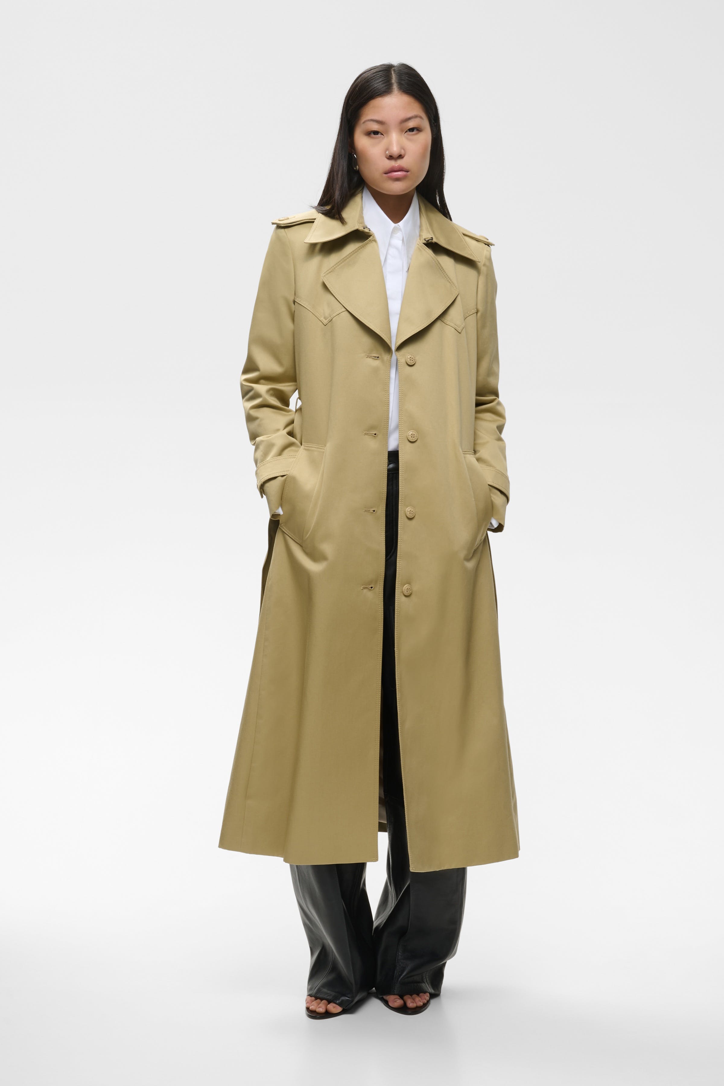 IOCRESSIDA Coat LOOKBOOK FRONT 30600571-BE442