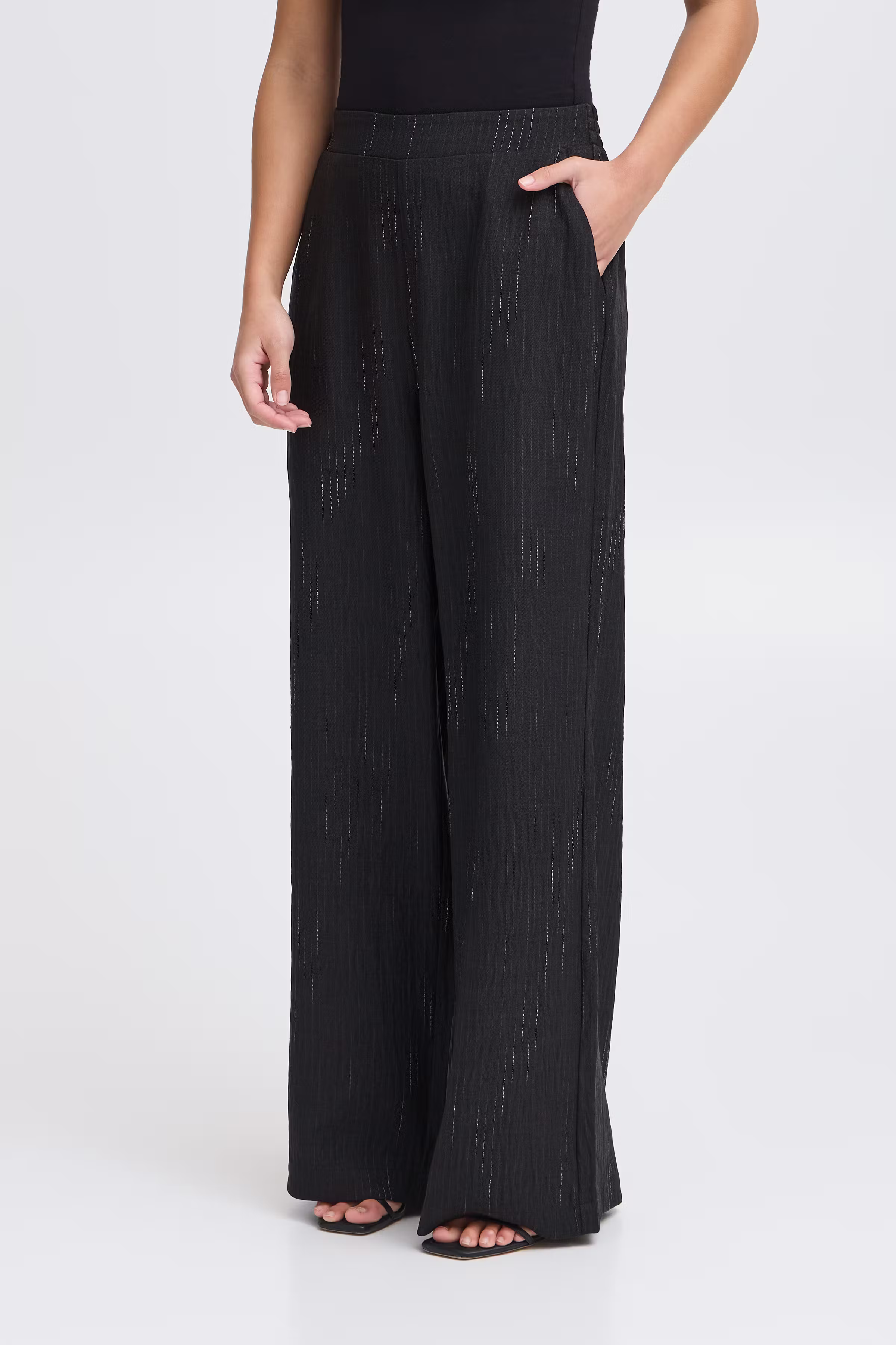 IXREMI Hose LOOKBOOK FRONT 20123698-205318