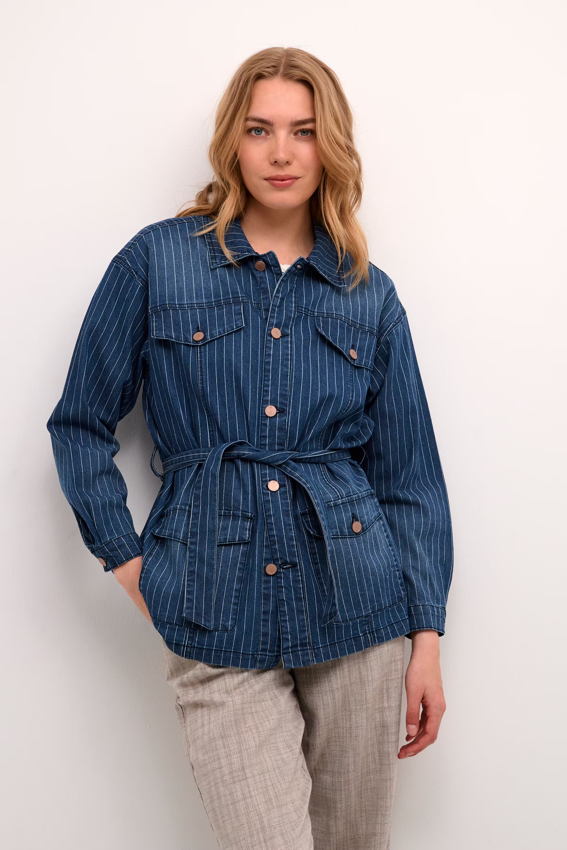 CRFrida Casual jakke LOOKBOOK FRONT 10612156-105215