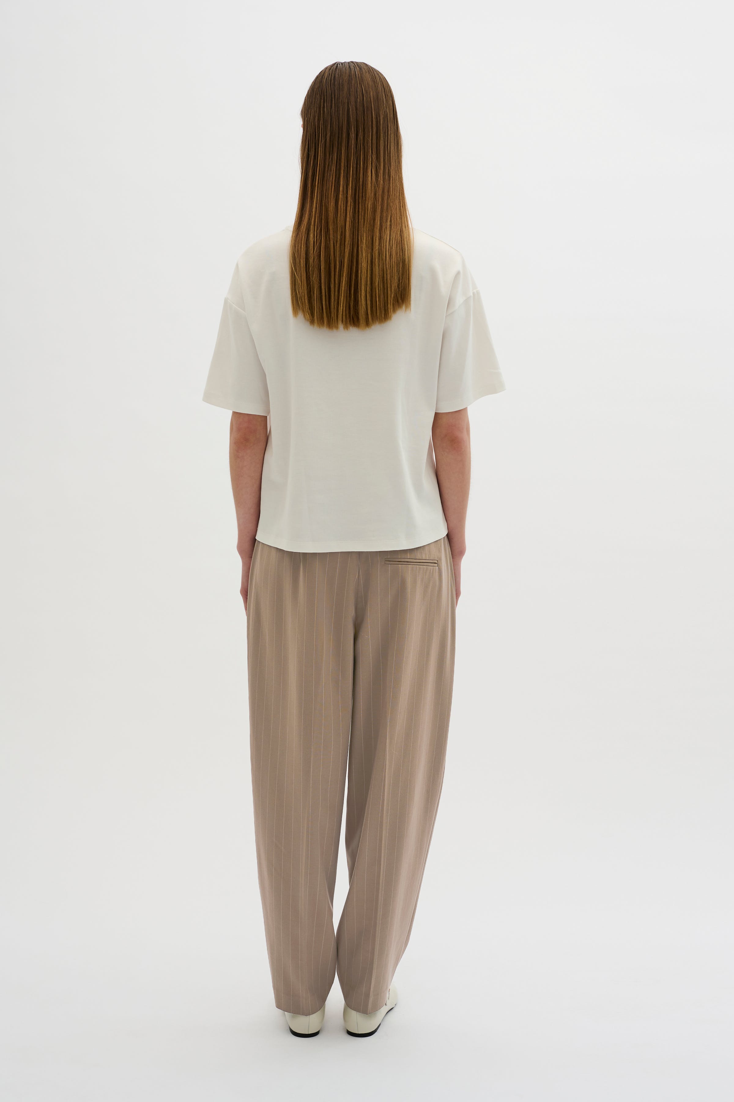 KBMilano Trousers LOOKBOOK BACK 10104991-181112