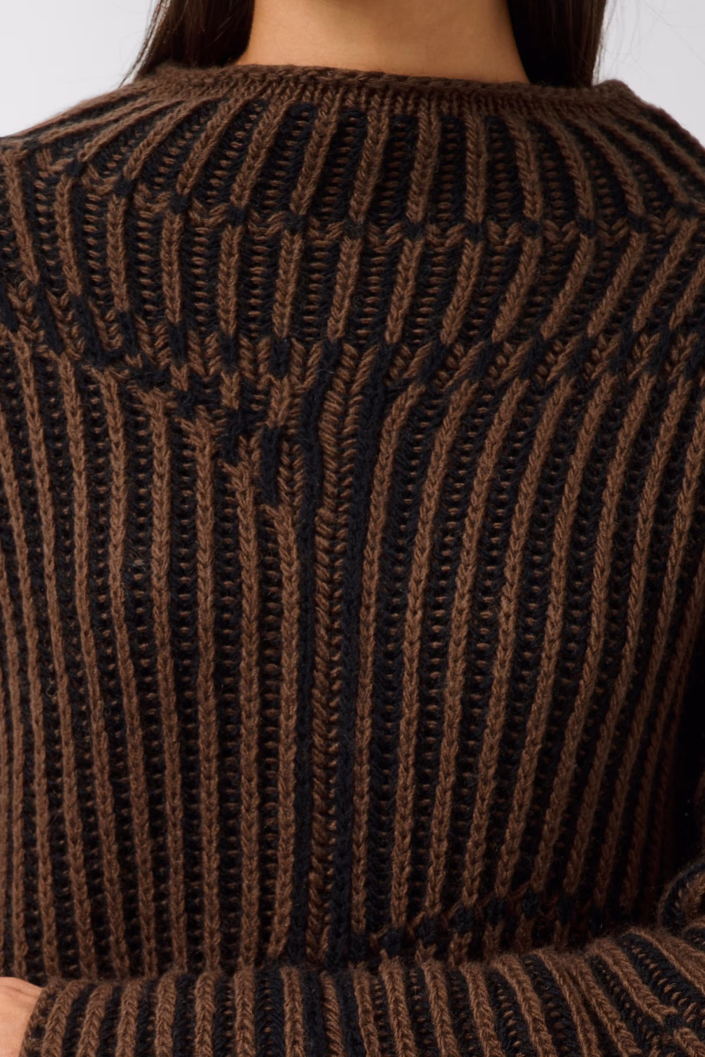 SLYlva Pullover LOOKBOOK DETAIL 30409841-305597