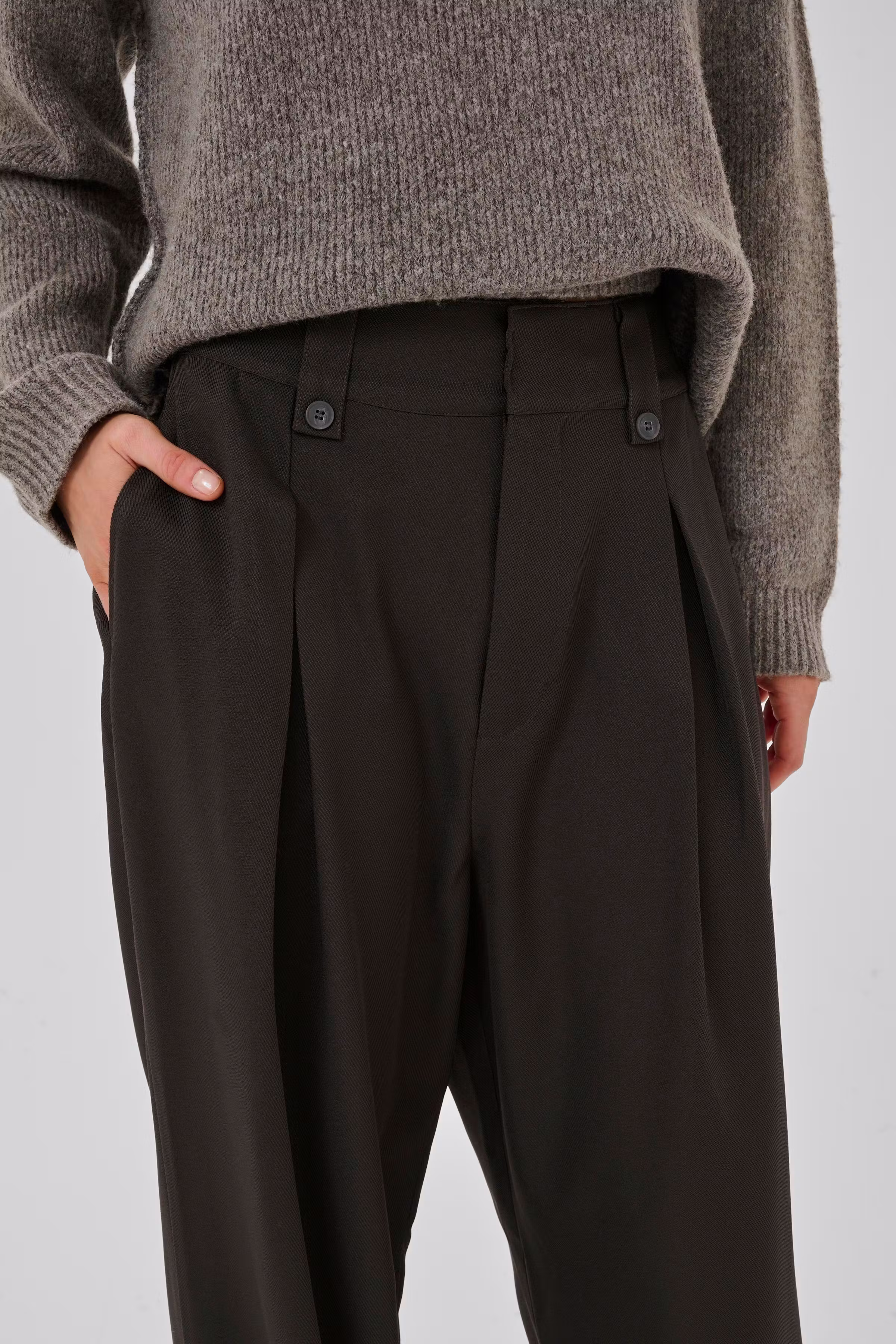 DisaMW Trousers LOOKBOOK DETAIL 10704493-191103