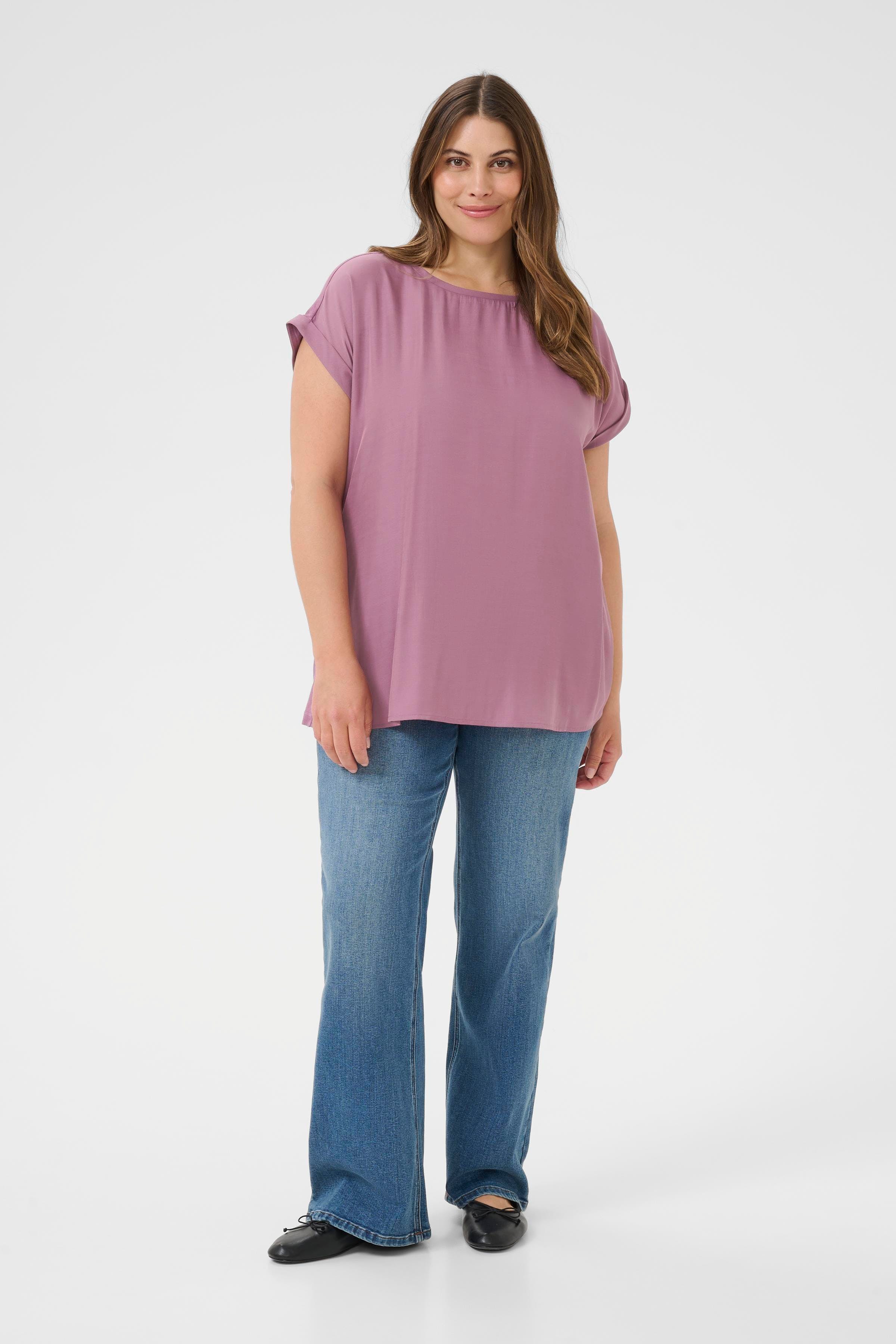 KCmilia Blouse LOOKBOOK FRONT 10583812-181709