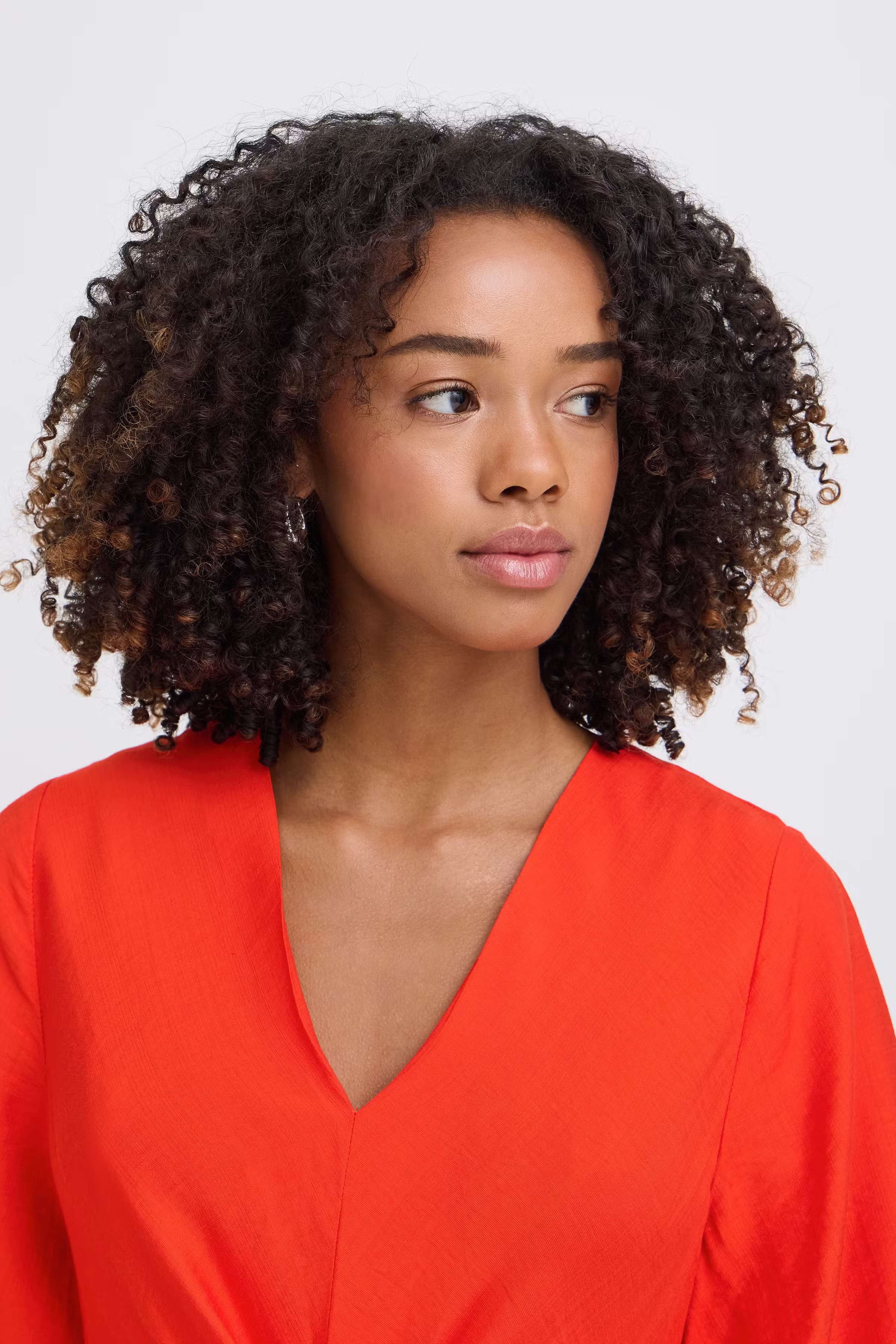 IHIMELDA Kleid LOOKBOOK DETAIL 20125510-181664