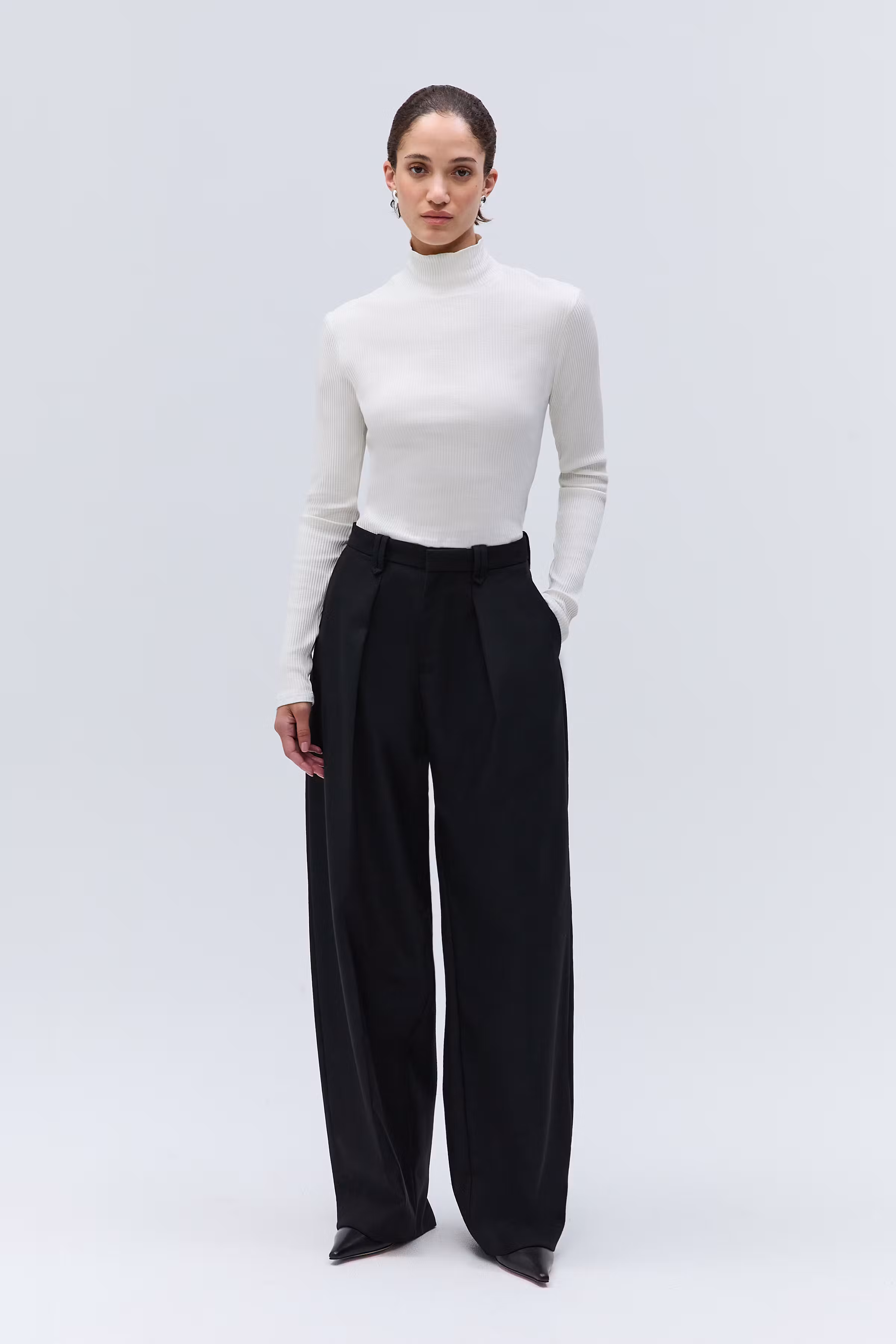 IOFemke Top LOOKBOOK FRONT 30600086-WH010